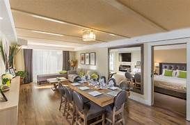 9 Harbour Street E 3210-3212 Property Photo 2