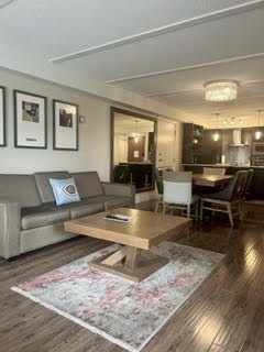 9 Harbour Street E 3210-3212 Property Photo 6