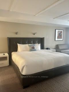 9 Harbour Street E 3210-3212 Property Photo 9