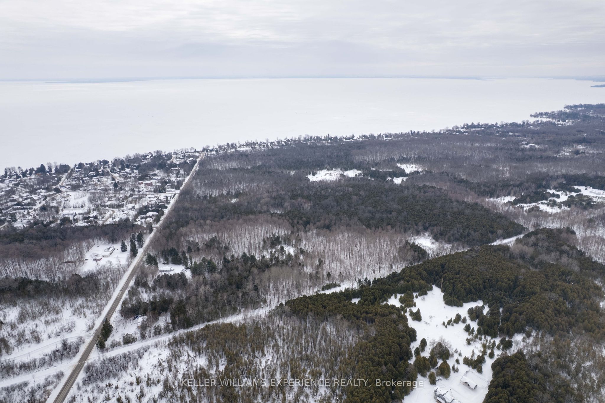 552 Lynn St Property Photo 27