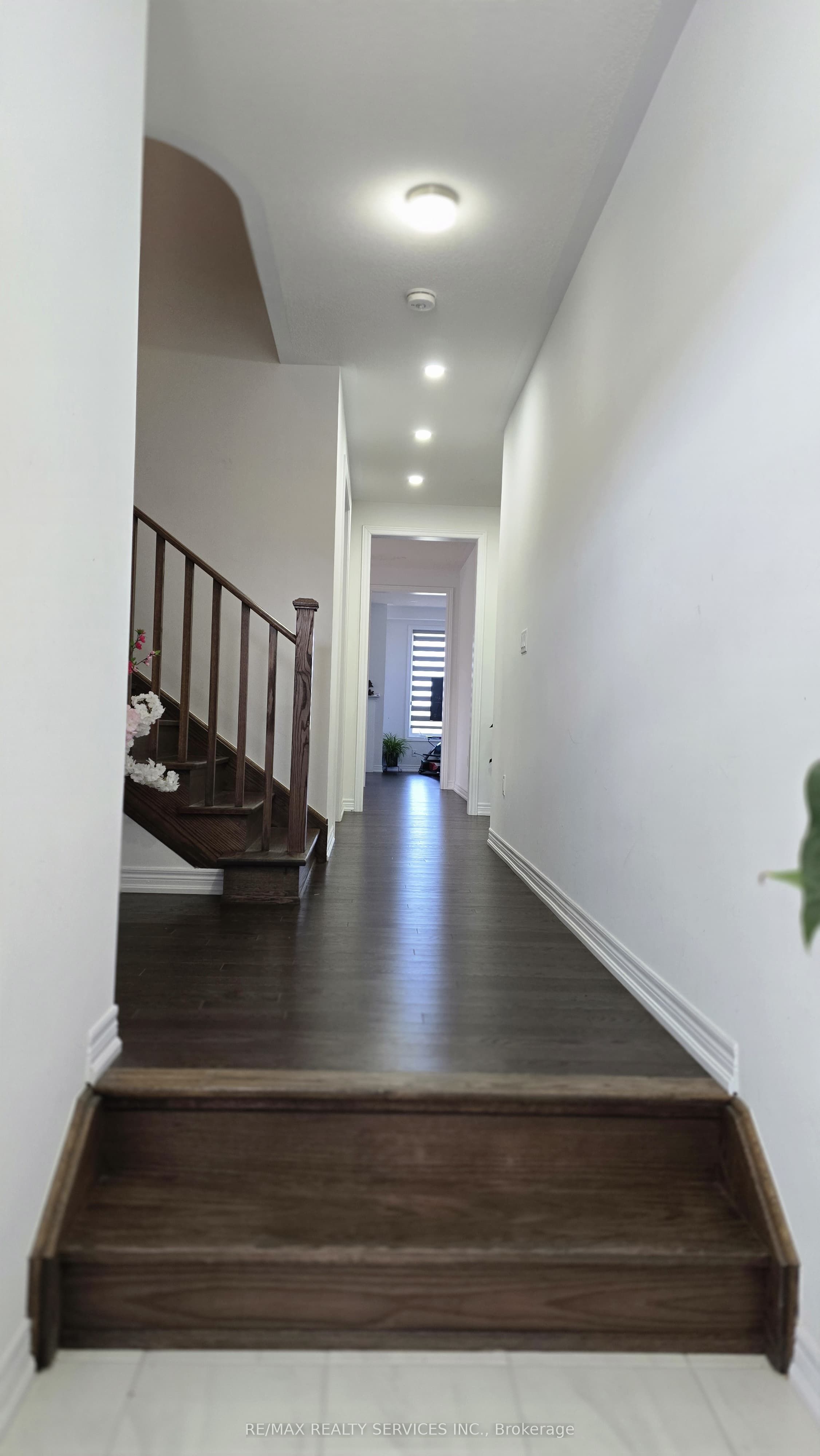 148 Thicketwood Avenue Property Photo 3