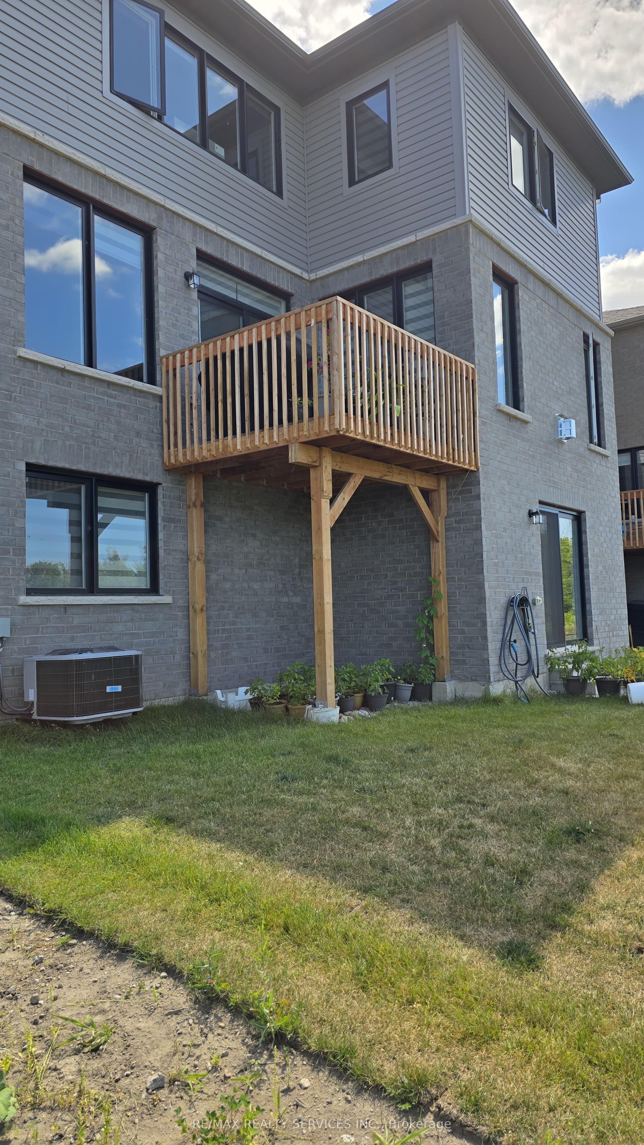 148 Thicketwood Avenue Property Photo 32