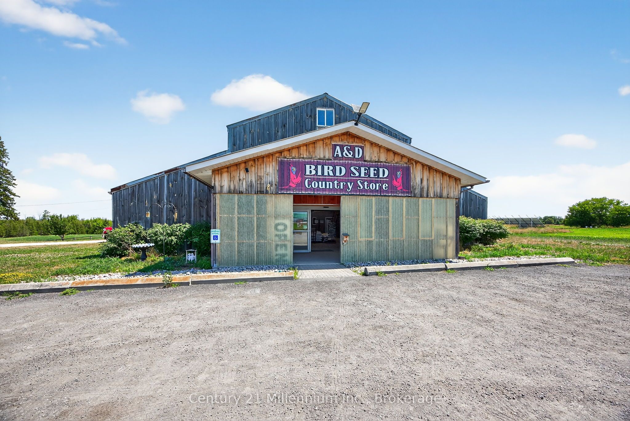 1617 42 County Road Property Photo 2