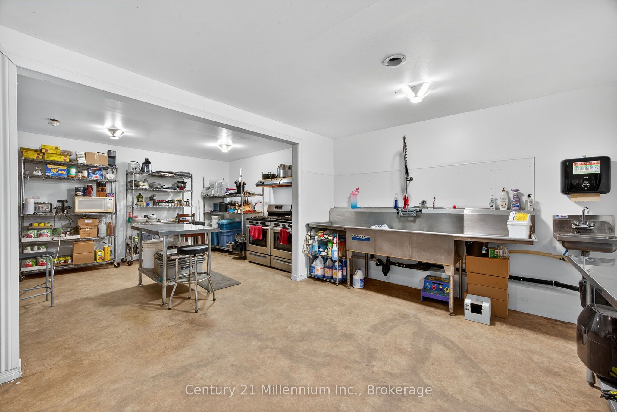 1617 42 County Road Property Photo 6