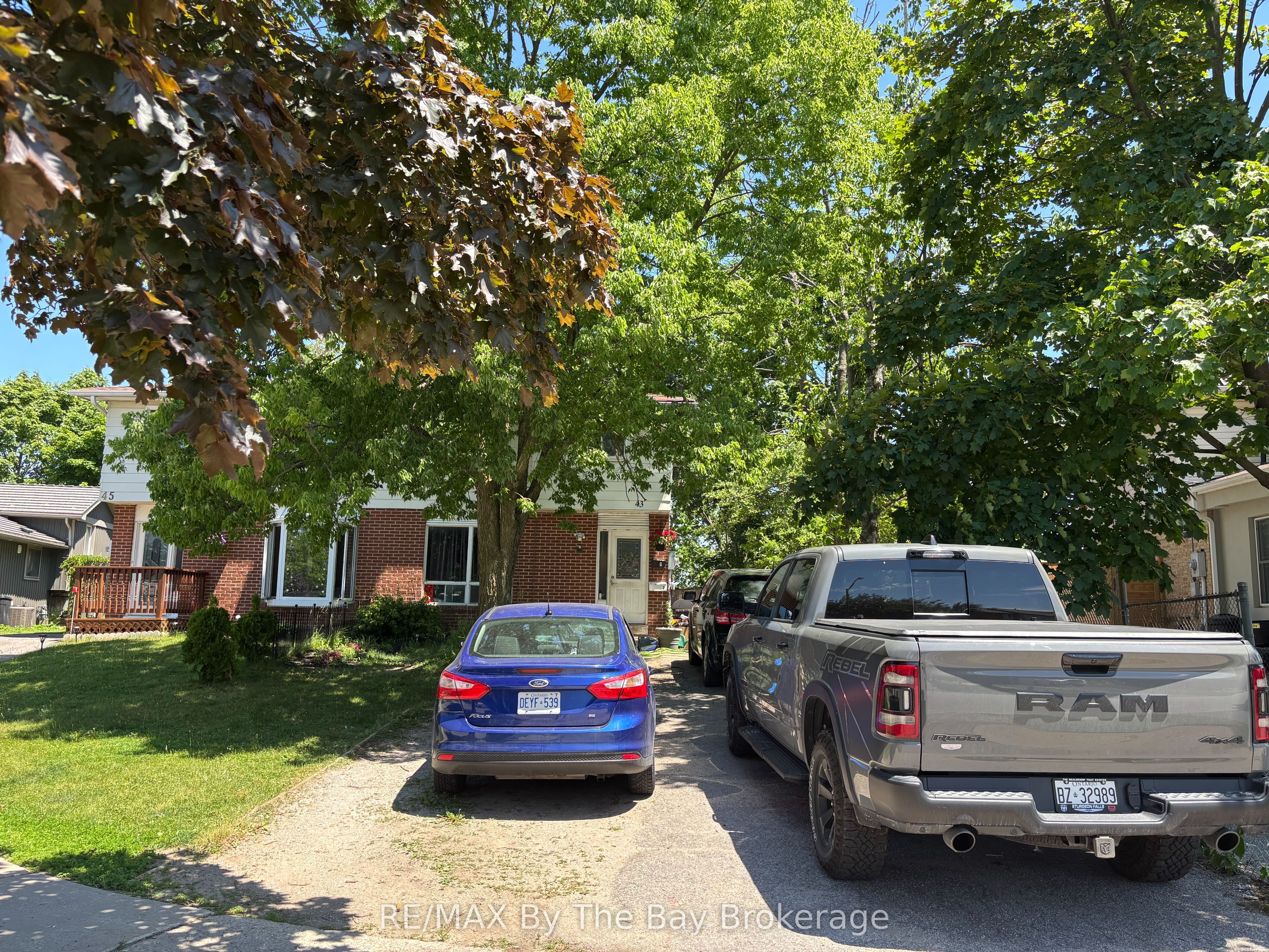 43 Christie Crescent Property Photo 1