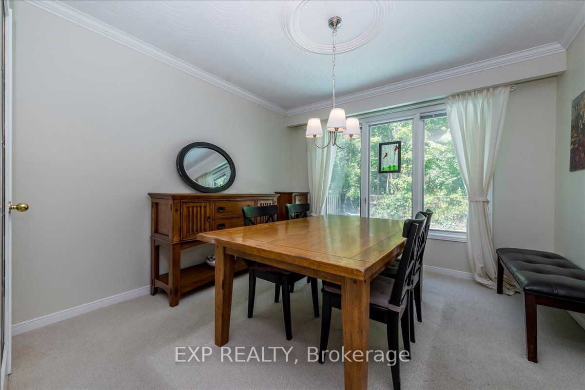 7 White Pine Place Property Photo 8