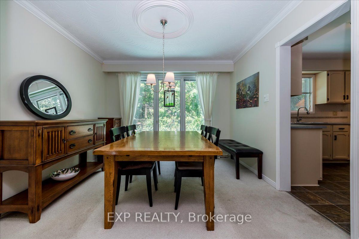 7 White Pine Place Property Photo 9