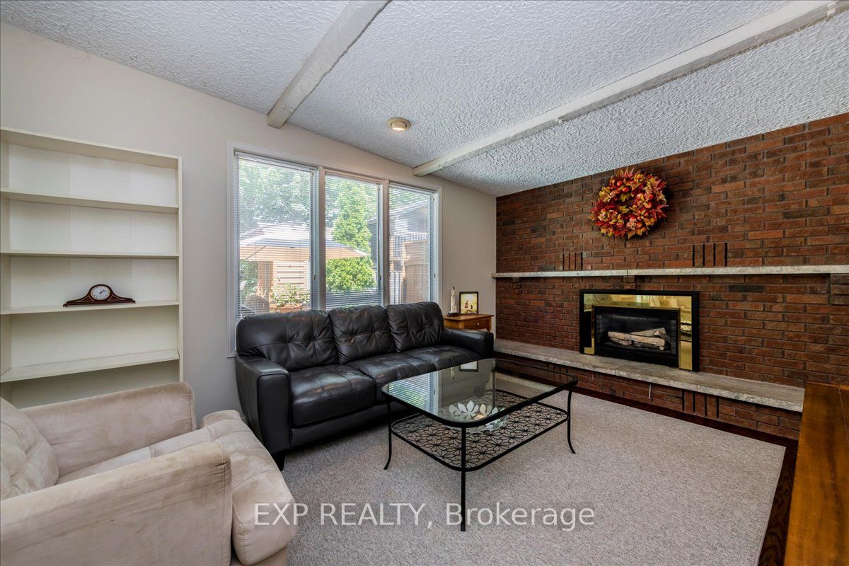 7 White Pine Place Property Photo 15