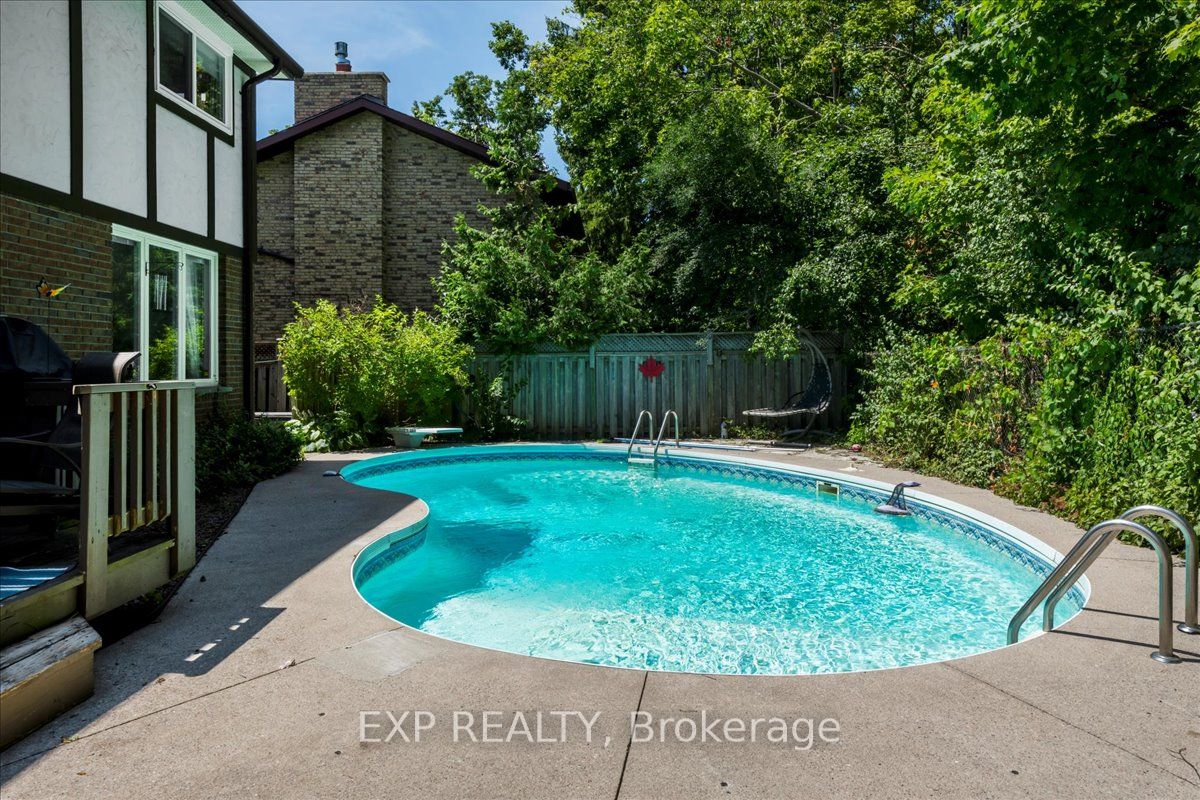 7 White Pine Place Property Photo 33