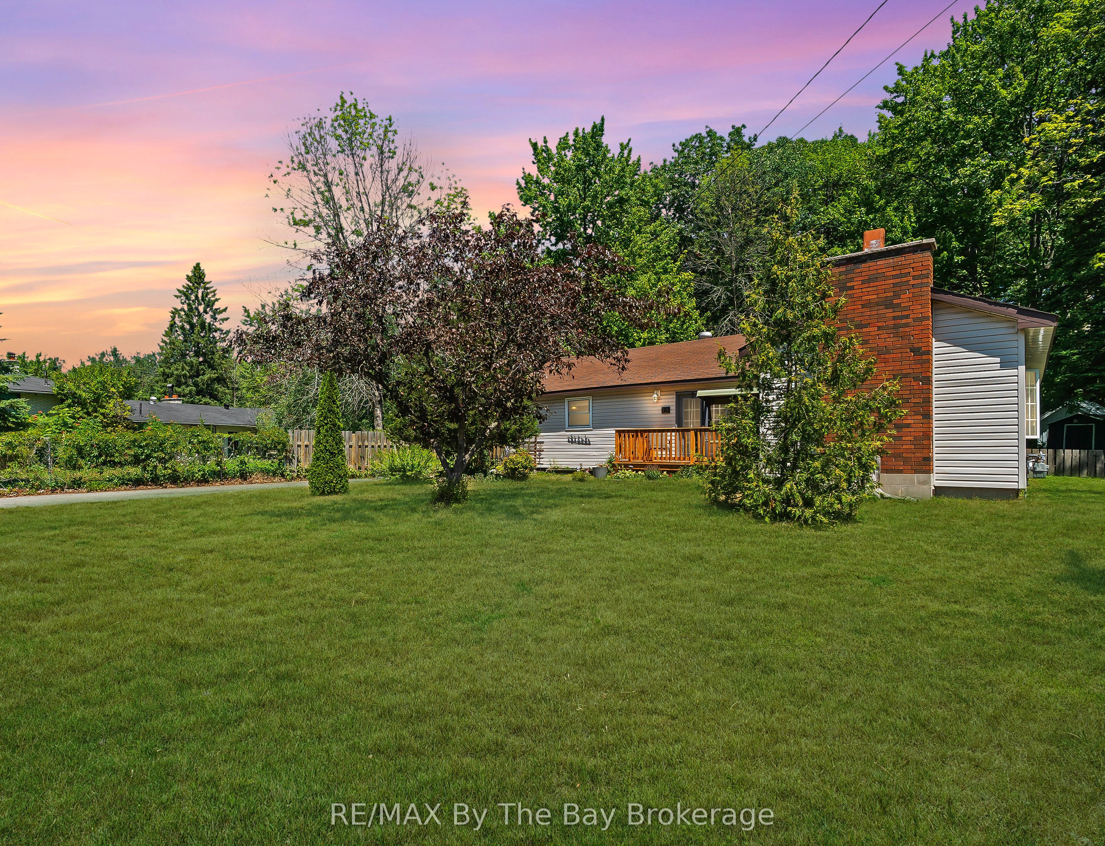 11 39th Street S Property Photo 1