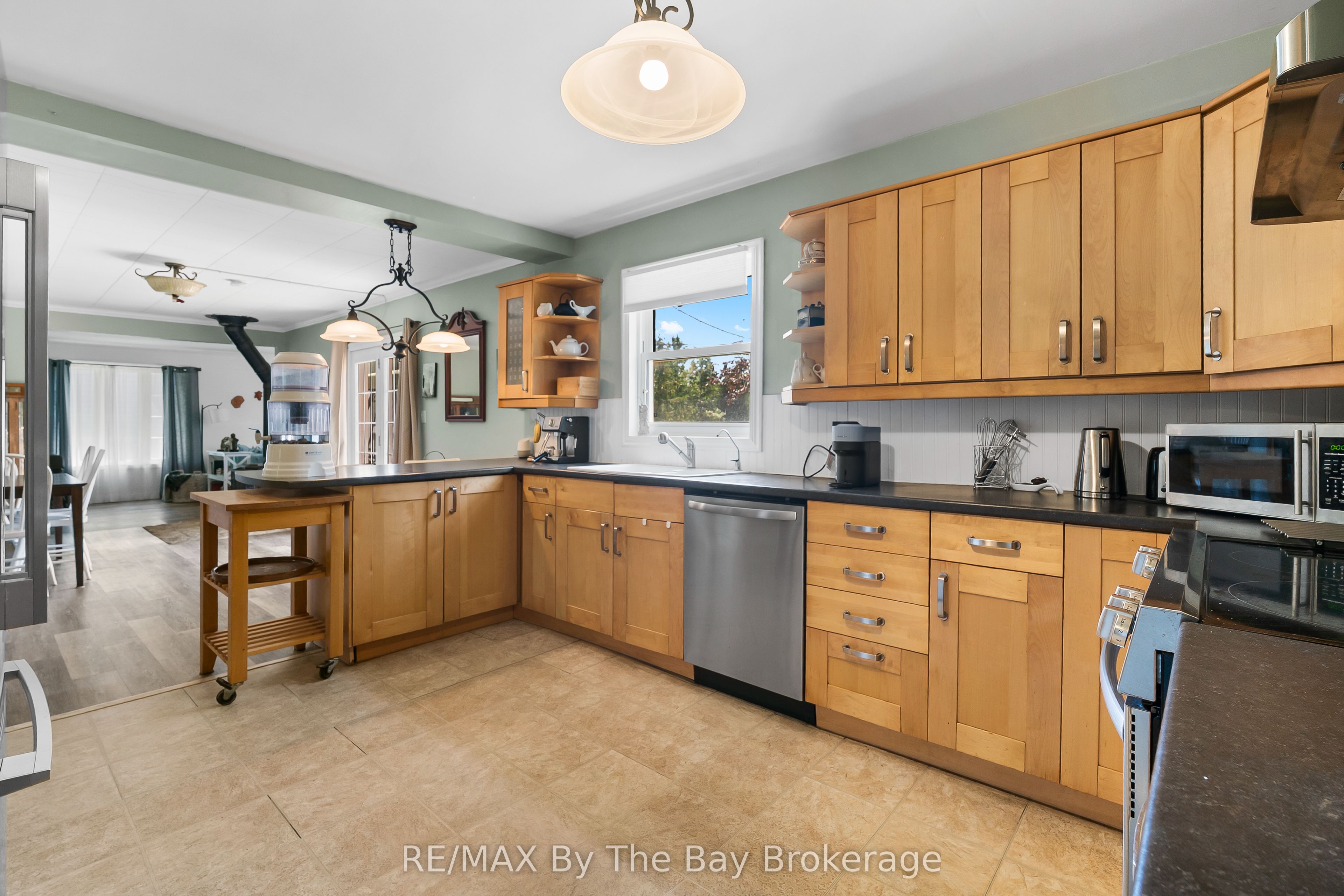 11 39th Street S Property Photo 5