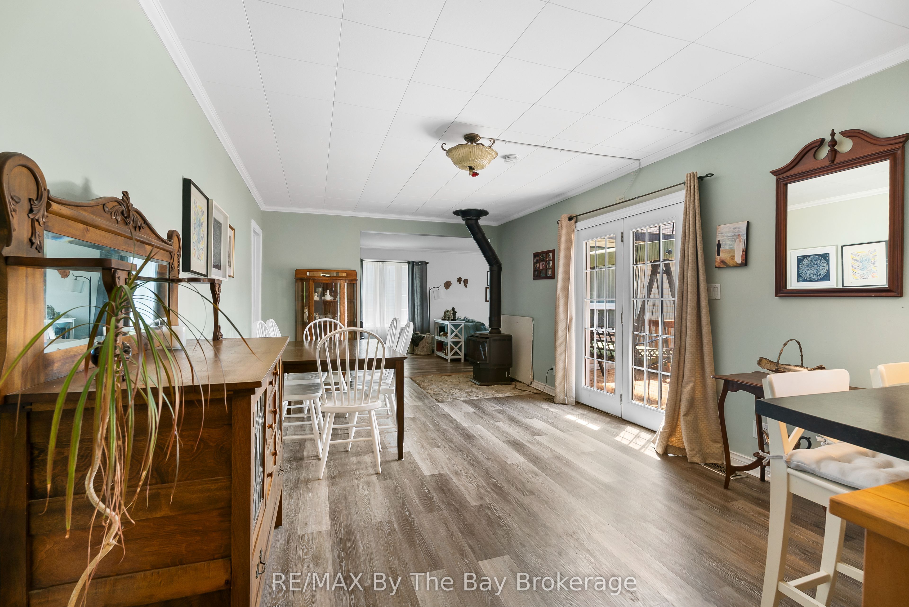 11 39th Street S Property Photo 8