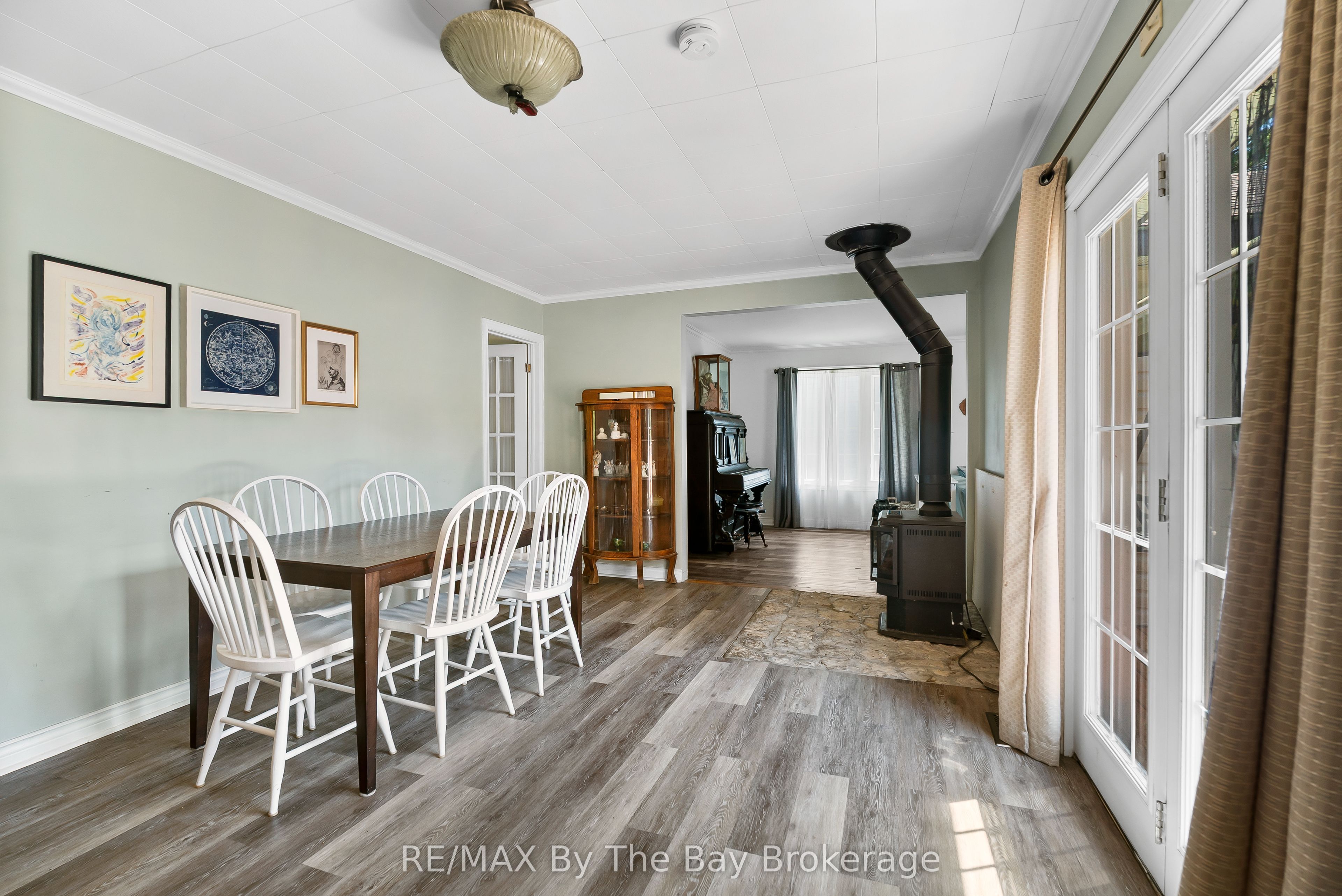 11 39th Street S Property Photo 9