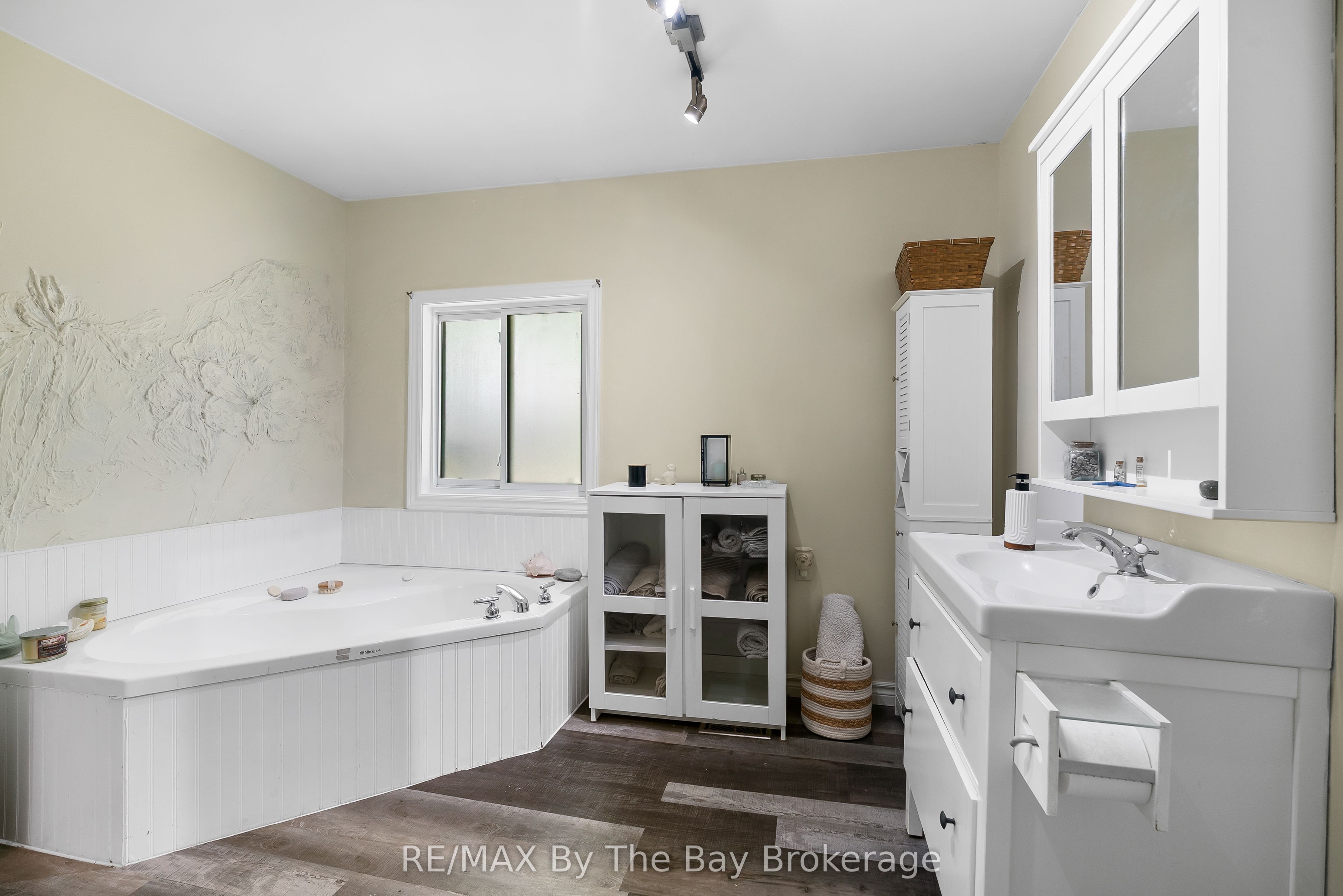 11 39th Street S Property Photo 13