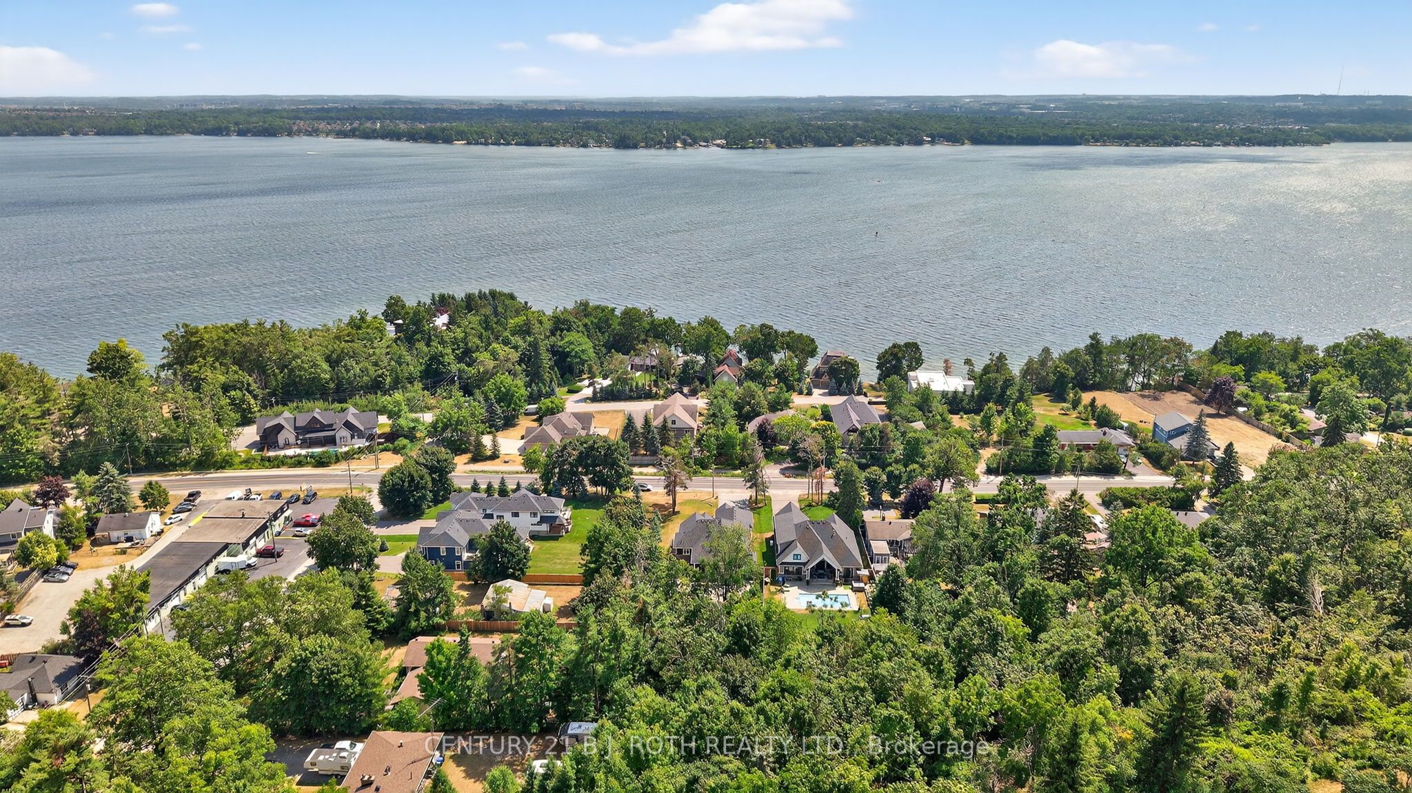 300 Shanty Bay Road Property Photo 4