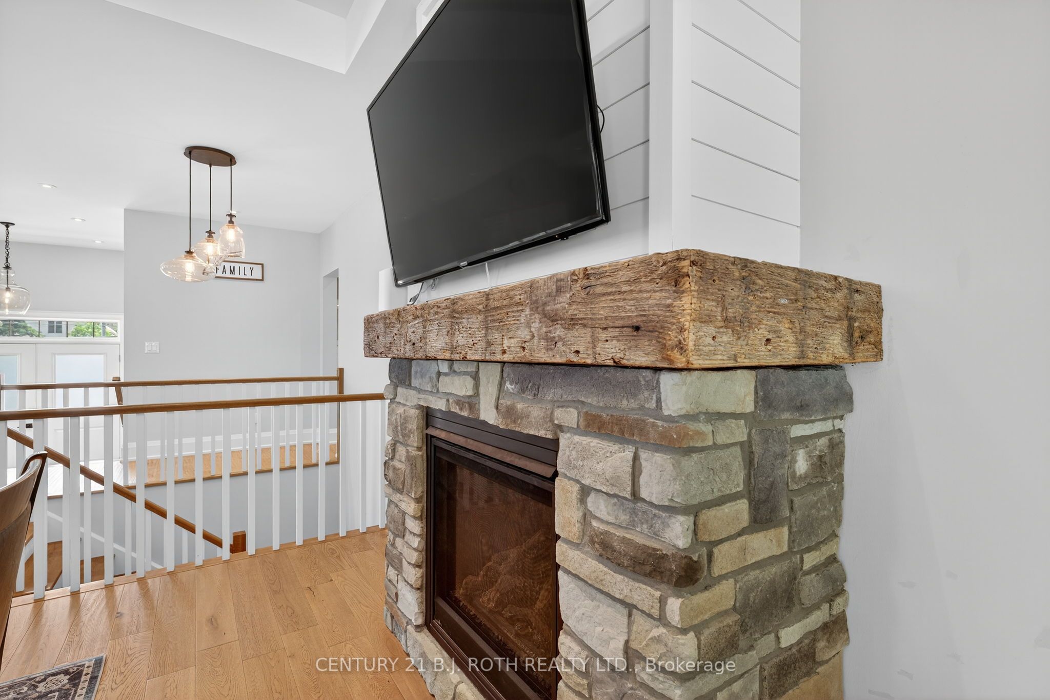 300 Shanty Bay Road Property Photo 19