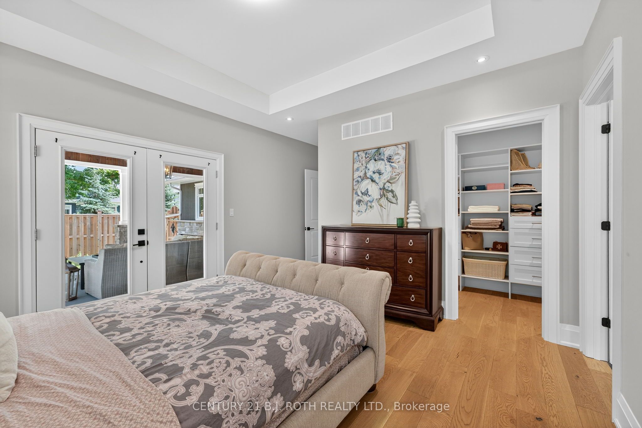 300 Shanty Bay Road Property Photo 22