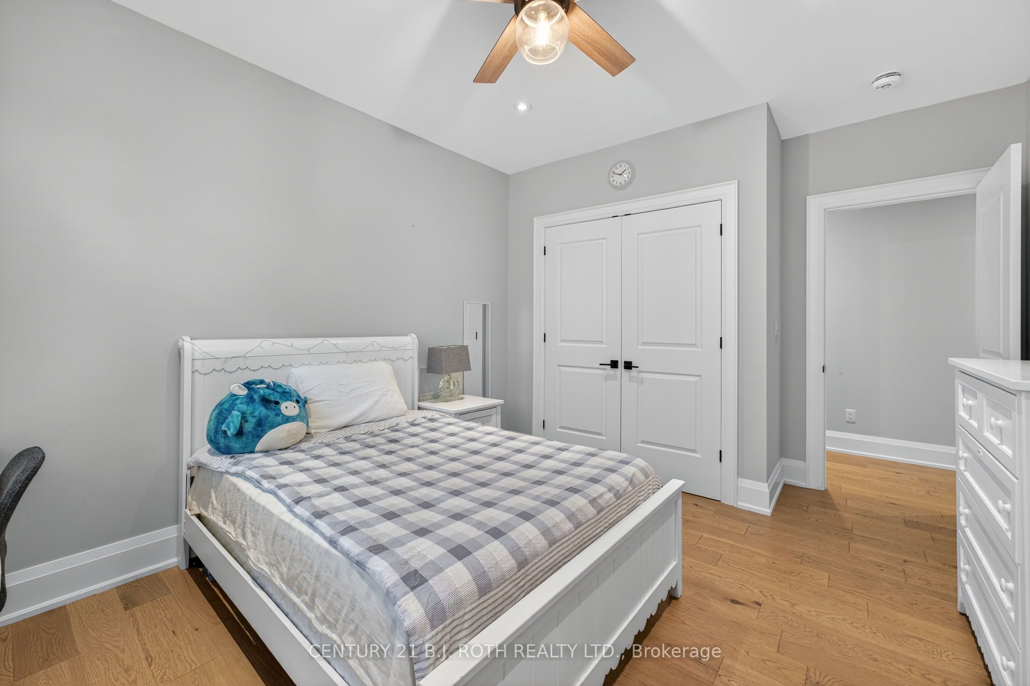 300 Shanty Bay Road Property Photo 27