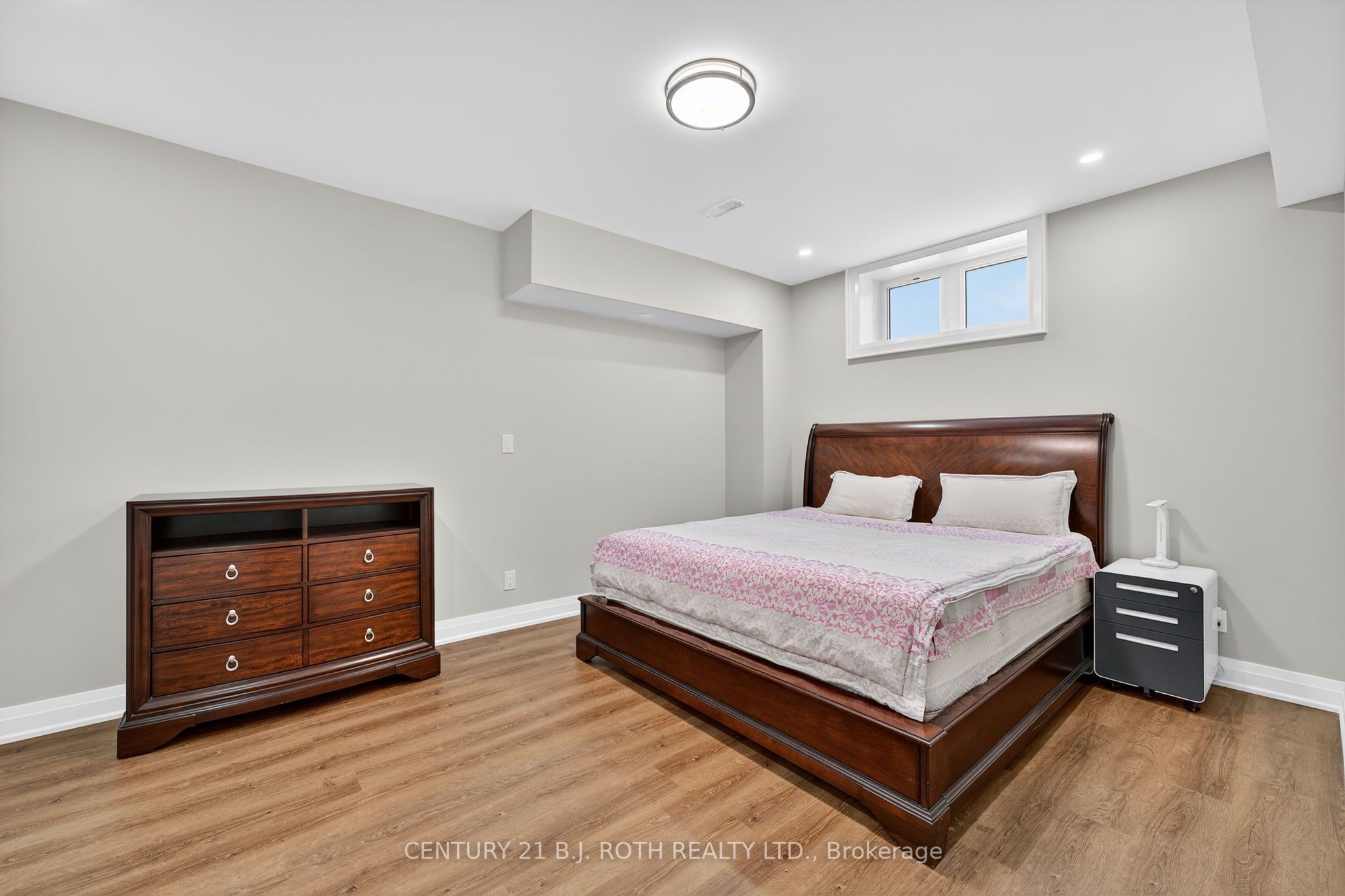 300 Shanty Bay Road Property Photo 39