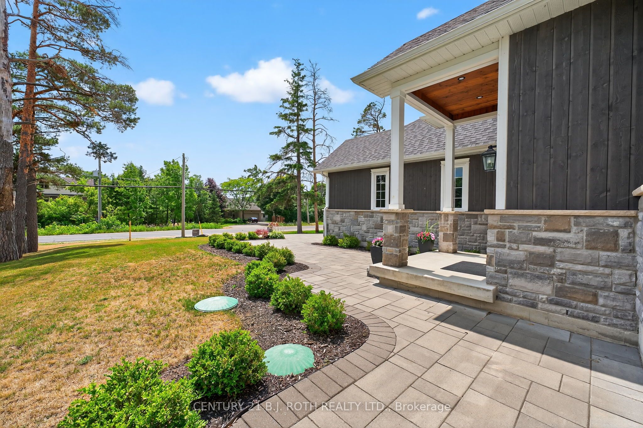 300 Shanty Bay Road Property Photo 41