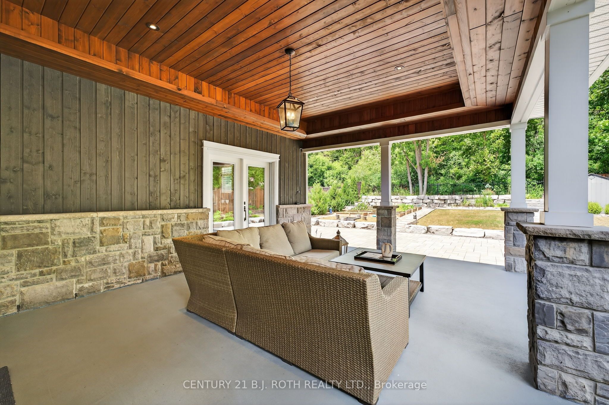 300 Shanty Bay Road Property Photo 42