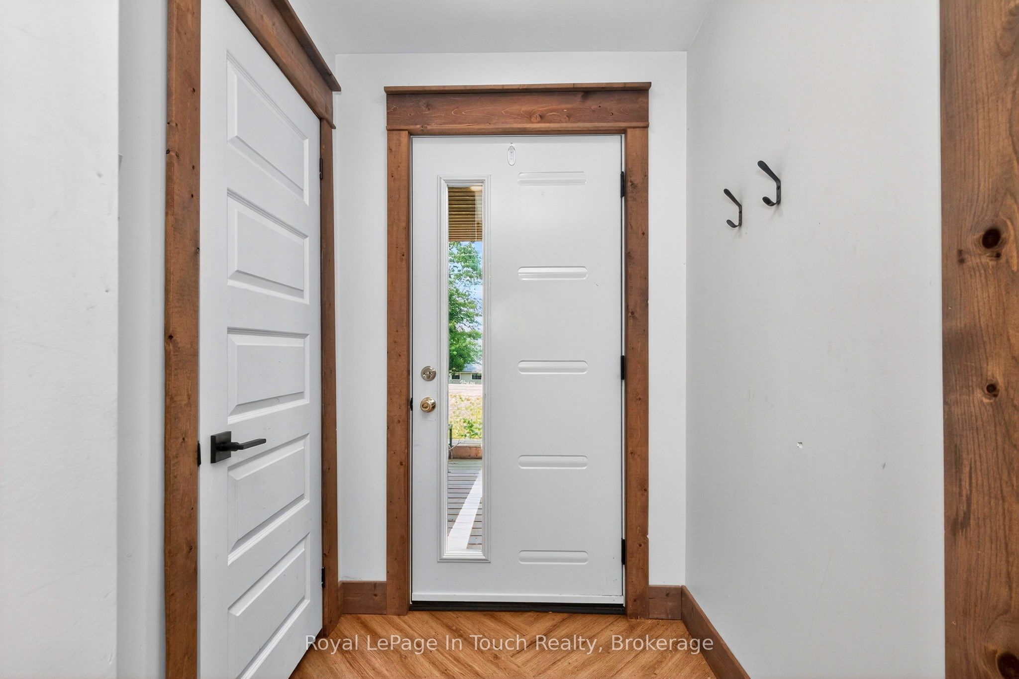 91 Andrew Drive Property Photo 2