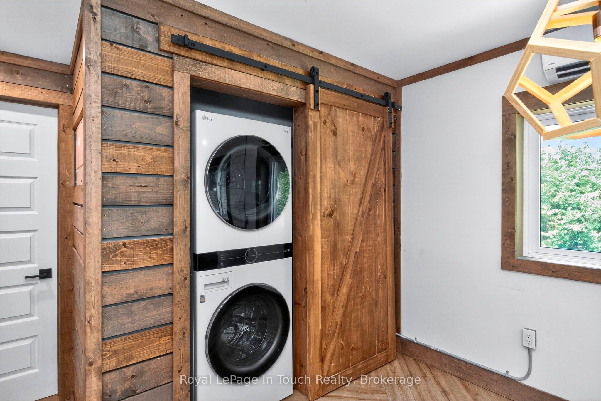 91 Andrew Drive Property Photo 15