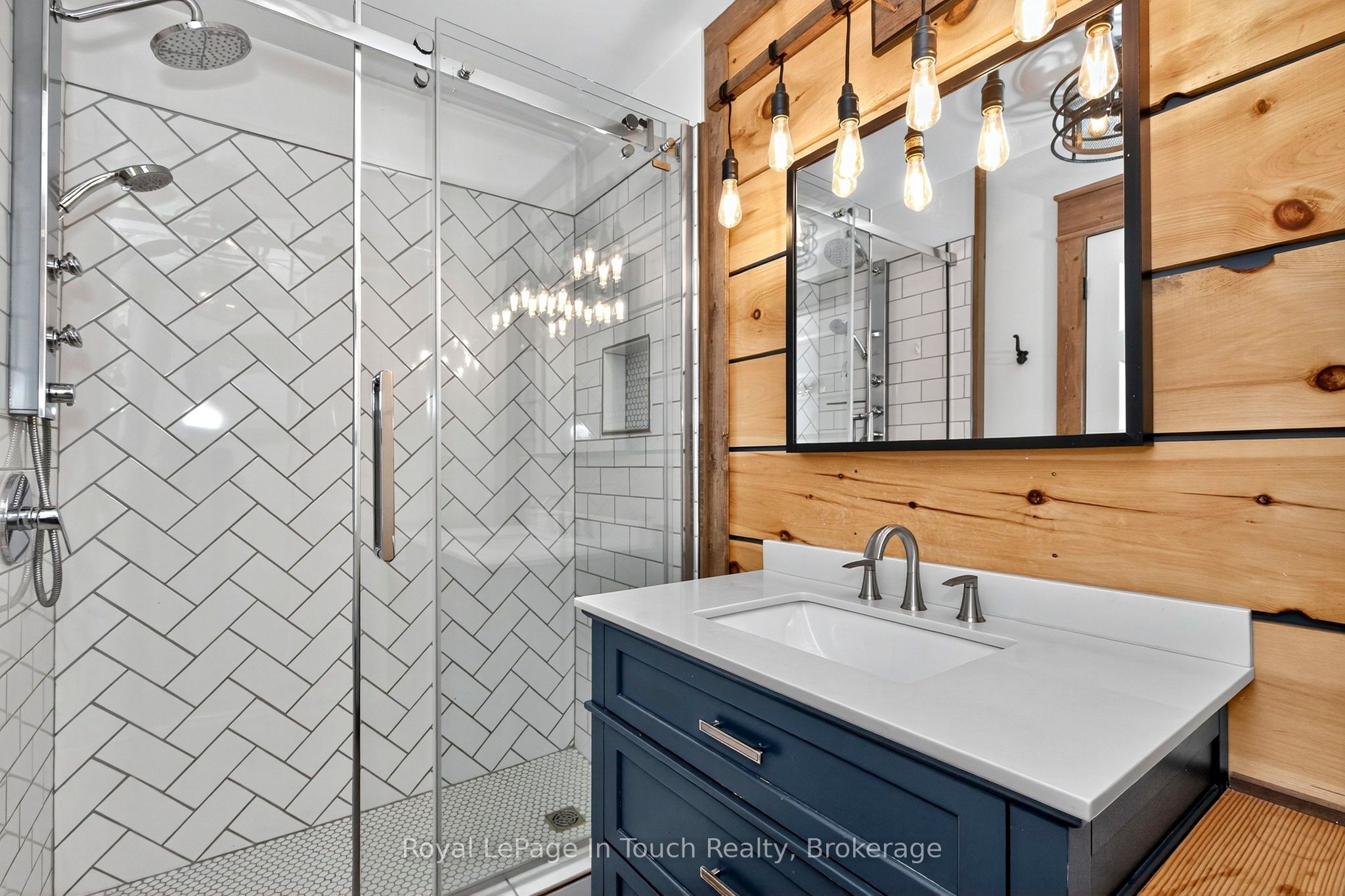 91 Andrew Drive Property Photo 18