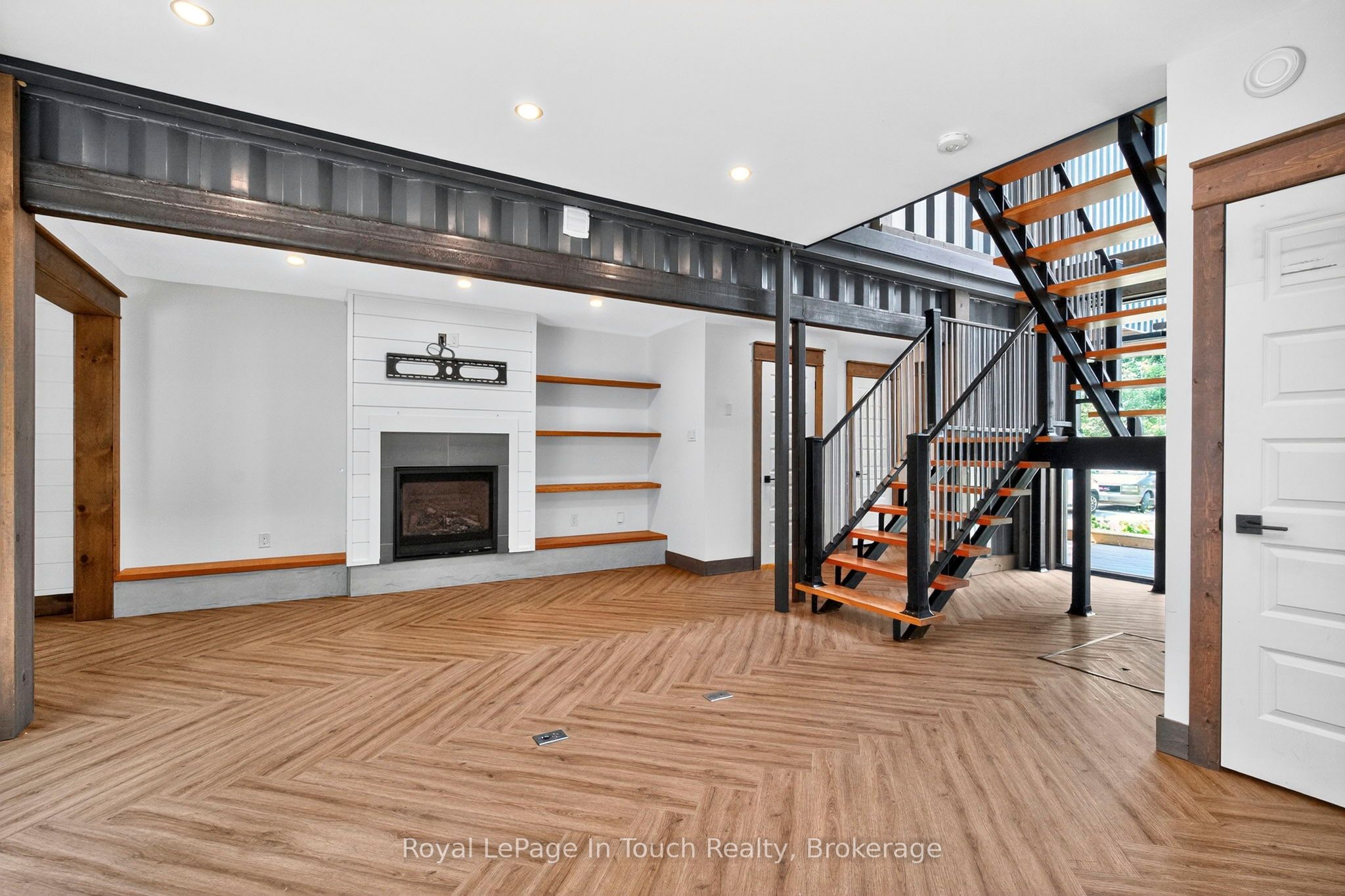 91 Andrew Drive Property Photo 20