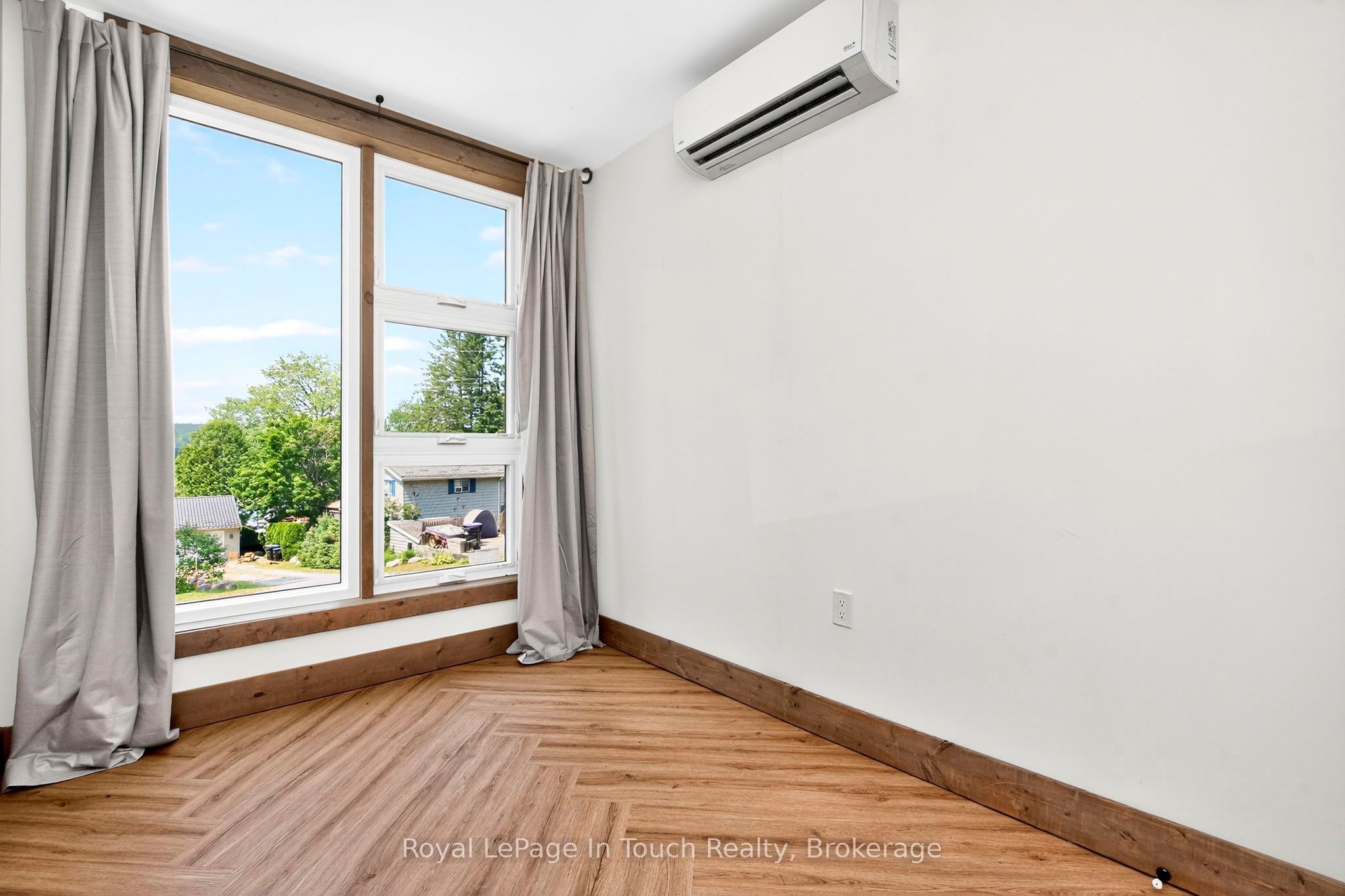 91 Andrew Drive Property Photo 24