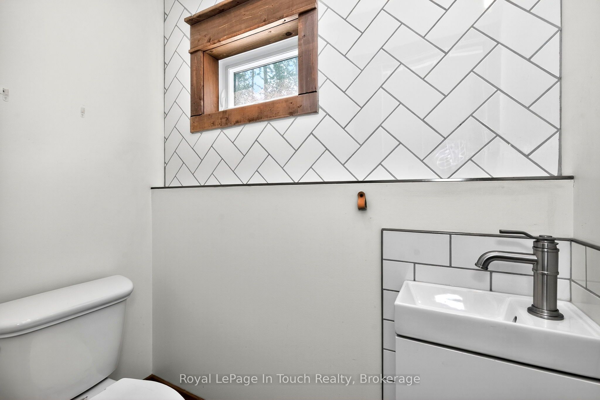 91 Andrew Drive Property Photo 29