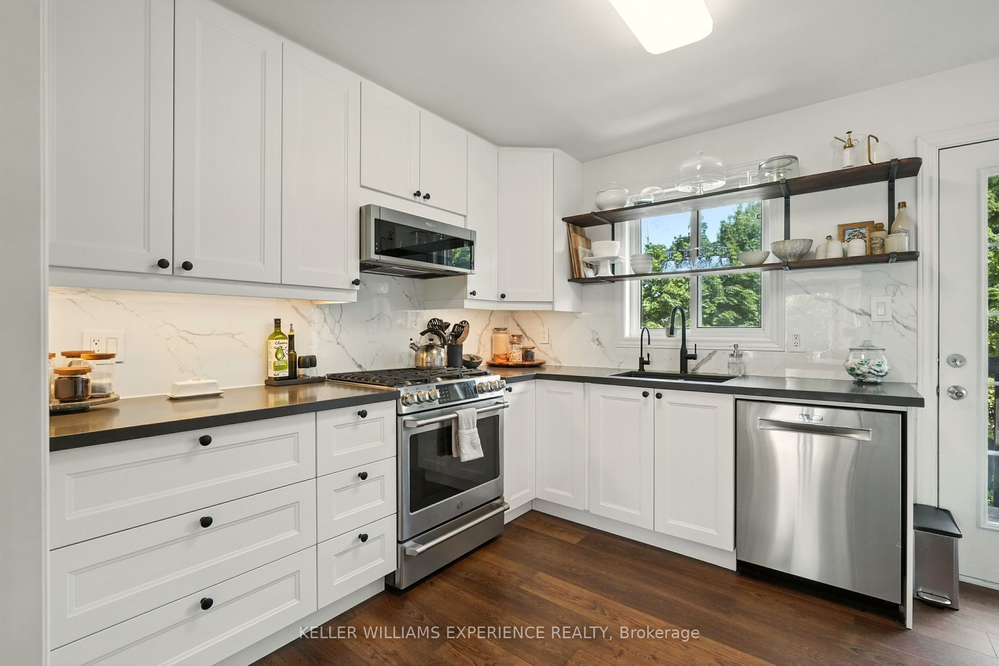 12 Dunnett Drive Property Photo 10