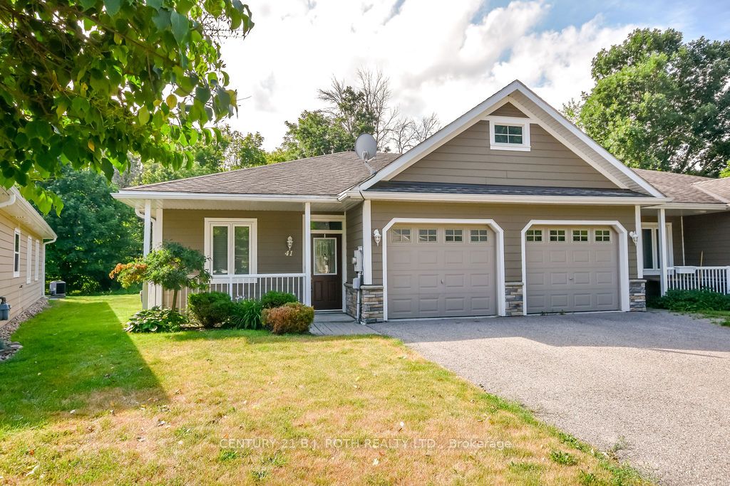 41 Riverwalk Dr