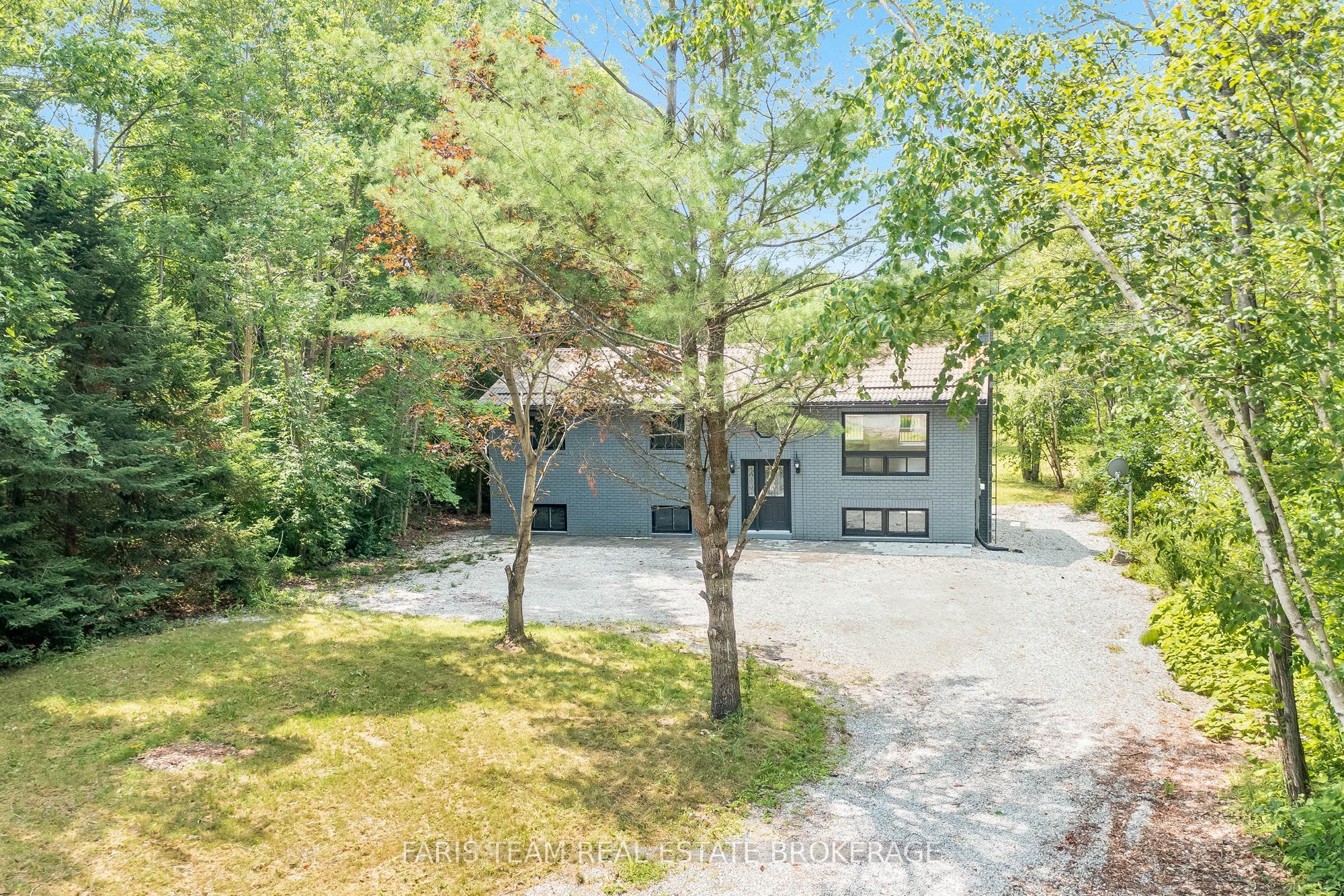 5127 Severn Pines Cres Property Photo 1