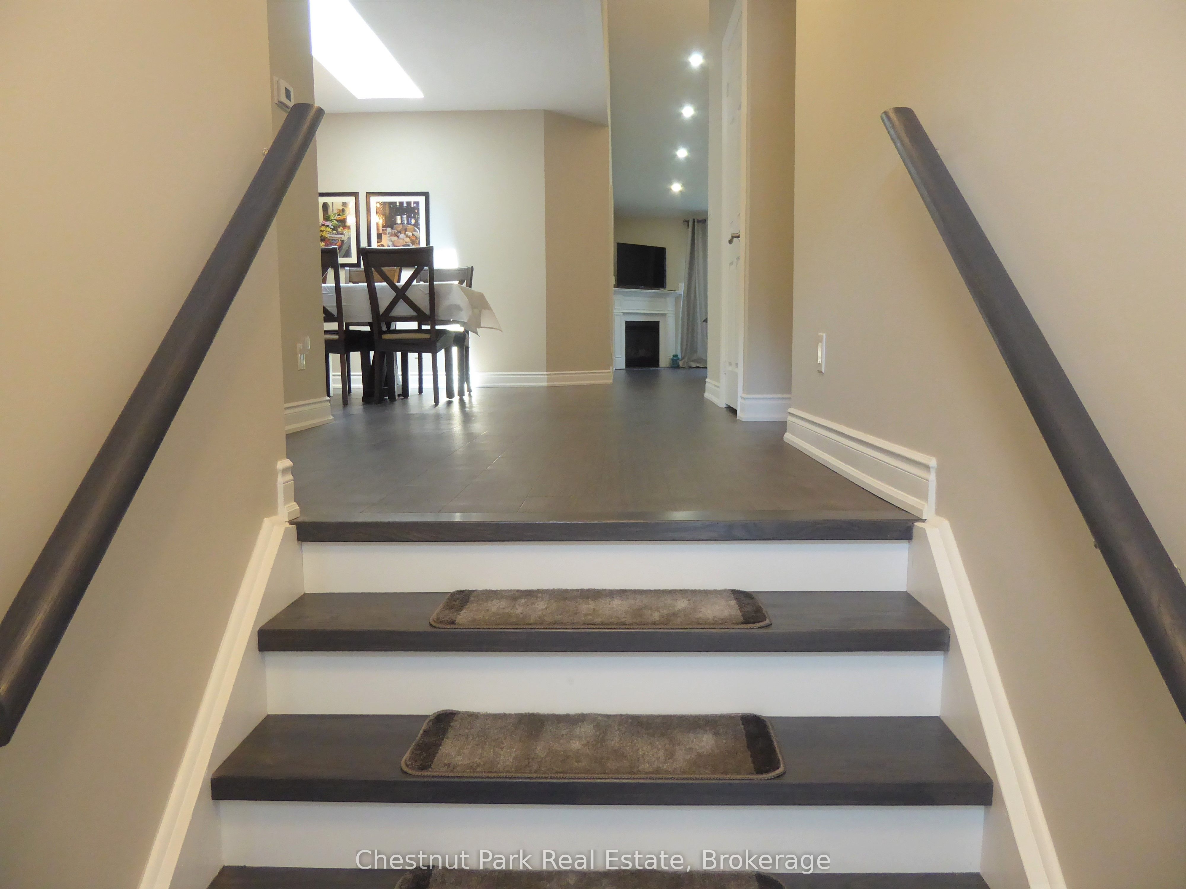 23 Green Briar Drive Property Photo 4