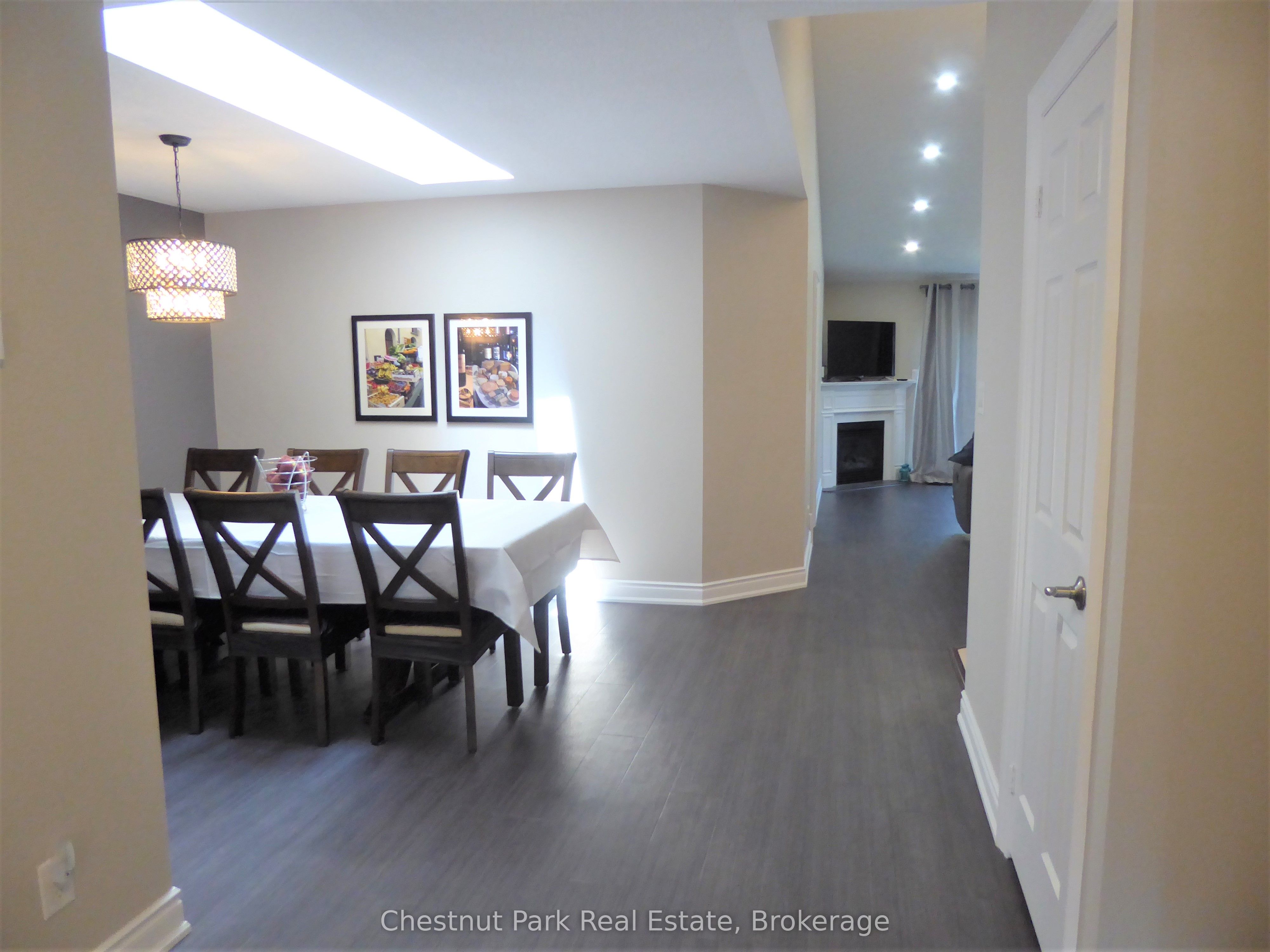 23 Green Briar Drive Property Photo 5
