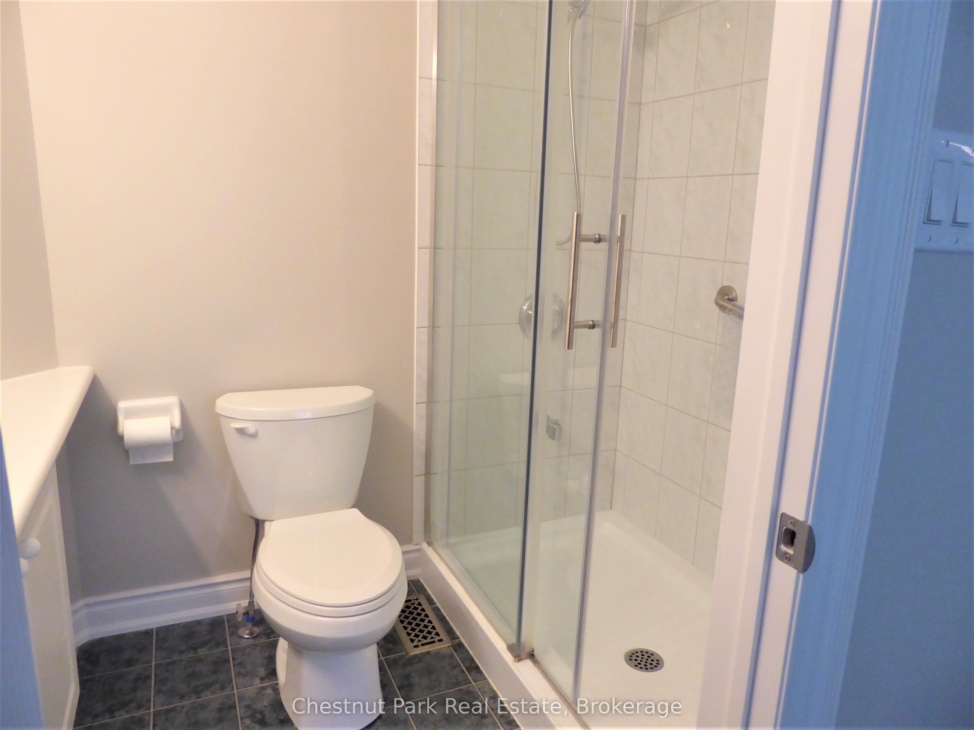 23 Green Briar Drive Property Photo 18