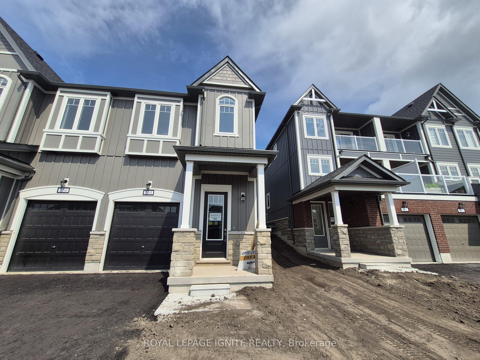 554 Hudson Crescent Property Photo 1