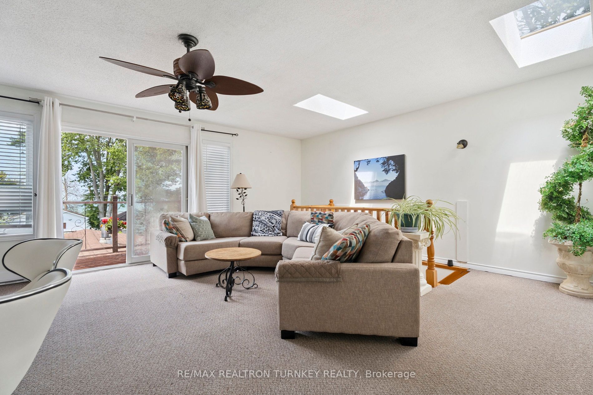 2727 Lone Birch Trail Property Photo 17