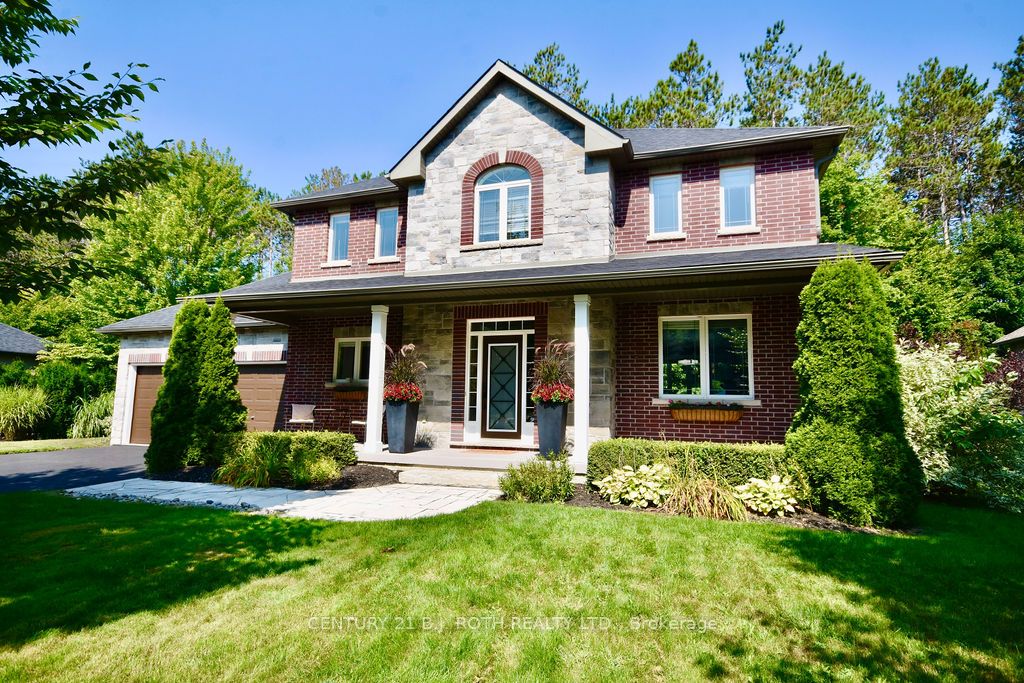 12 Lloyd Cook Drive E Property Photo 1