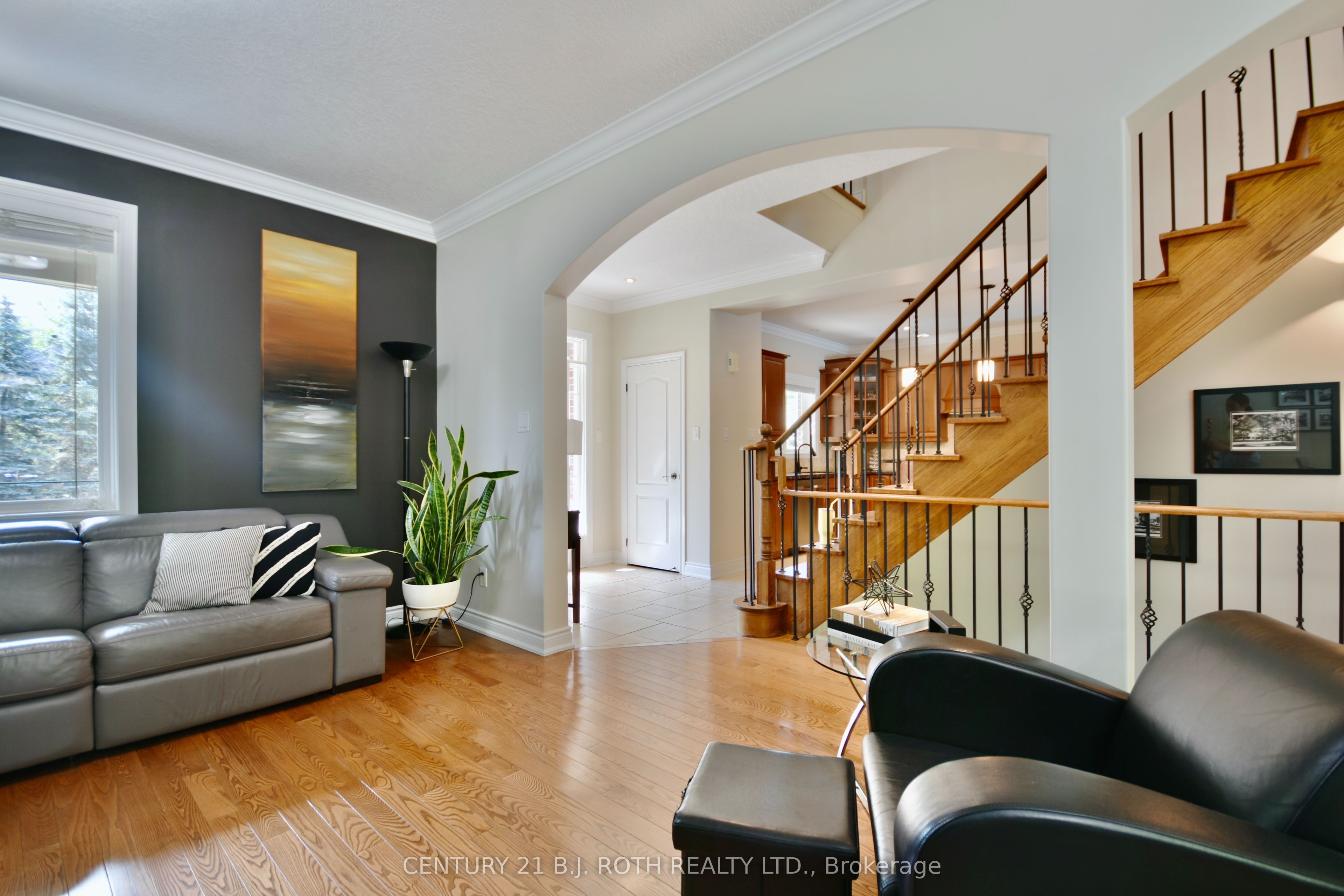 12 Lloyd Cook Drive E Property Photo 6