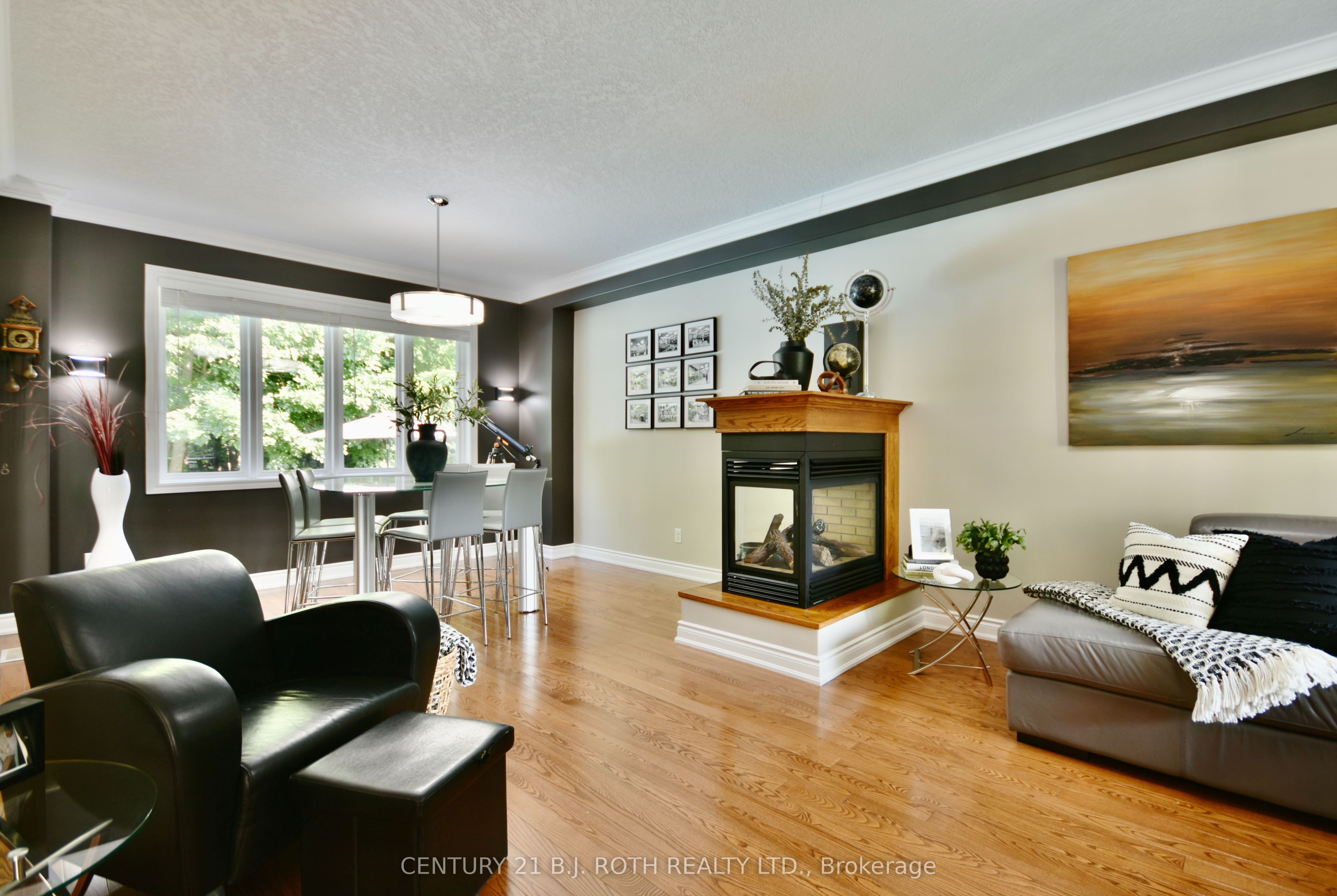 12 Lloyd Cook Drive E Property Photo 9
