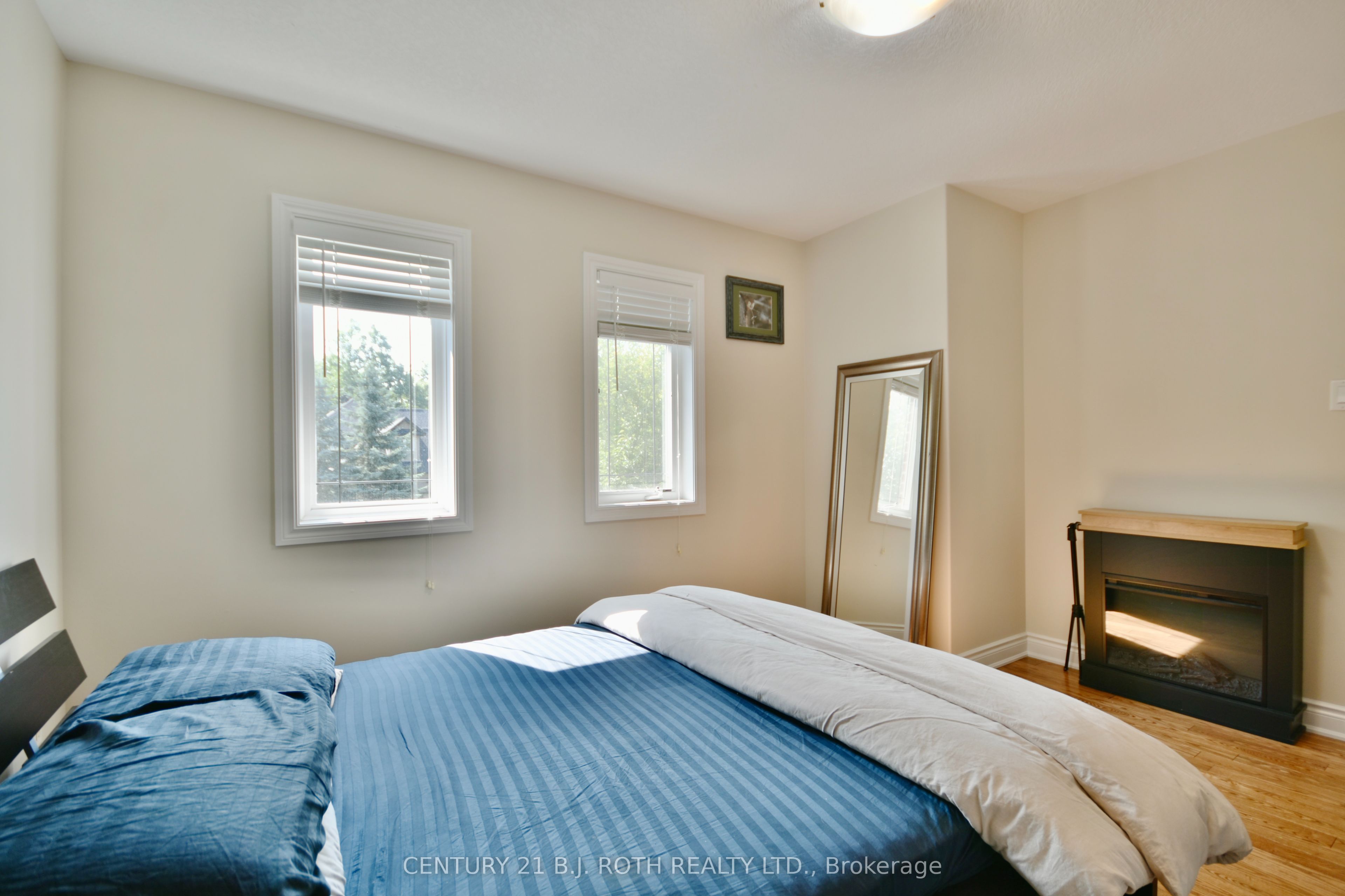 12 Lloyd Cook Drive E Property Photo 25