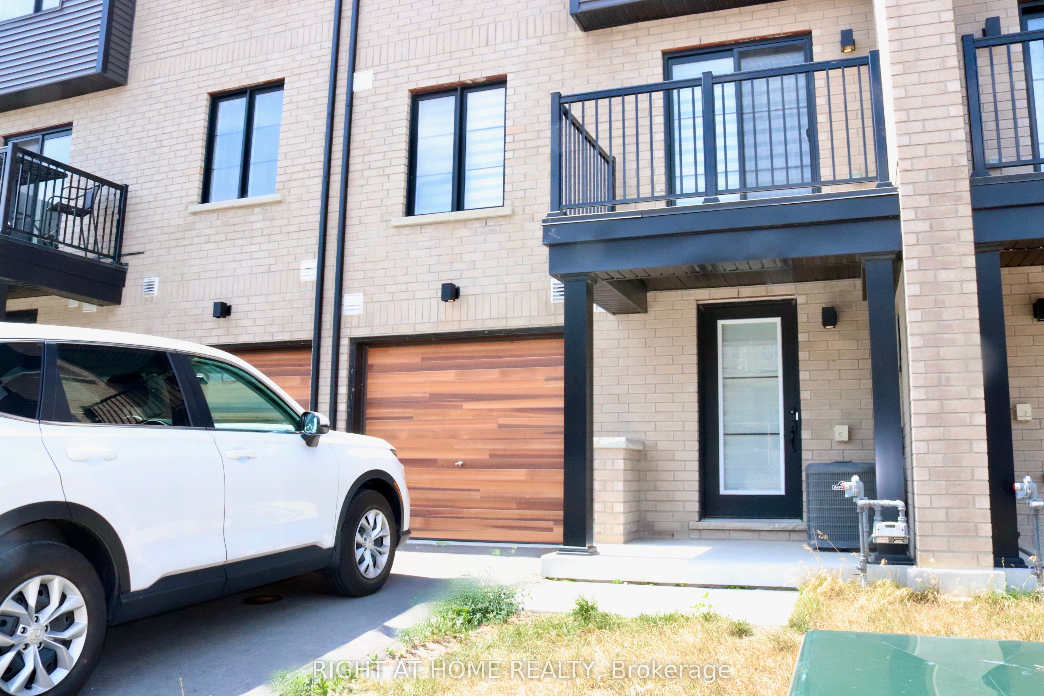 7 Wagon Lane Property Photo 3