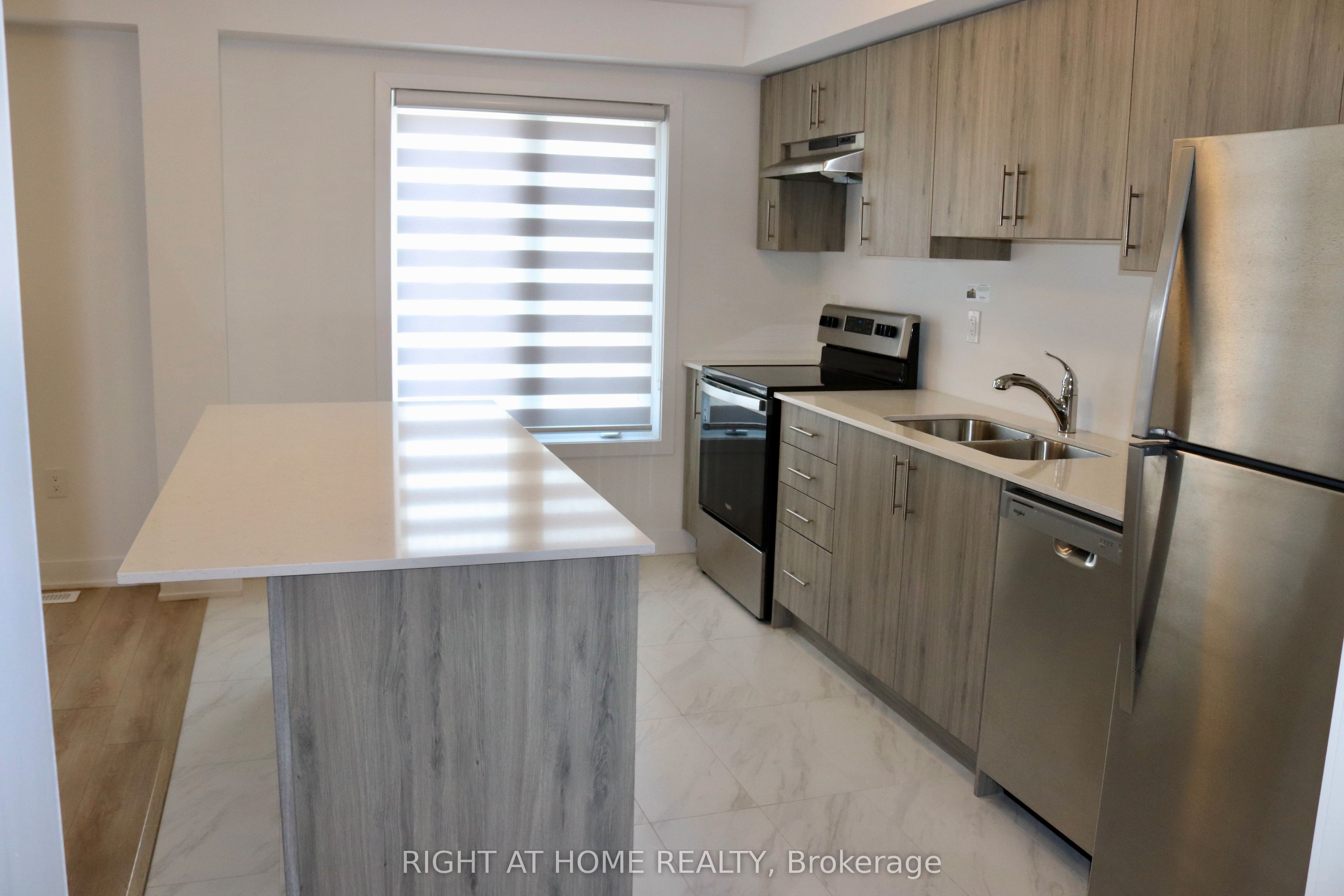 7 Wagon Lane Property Photo 9