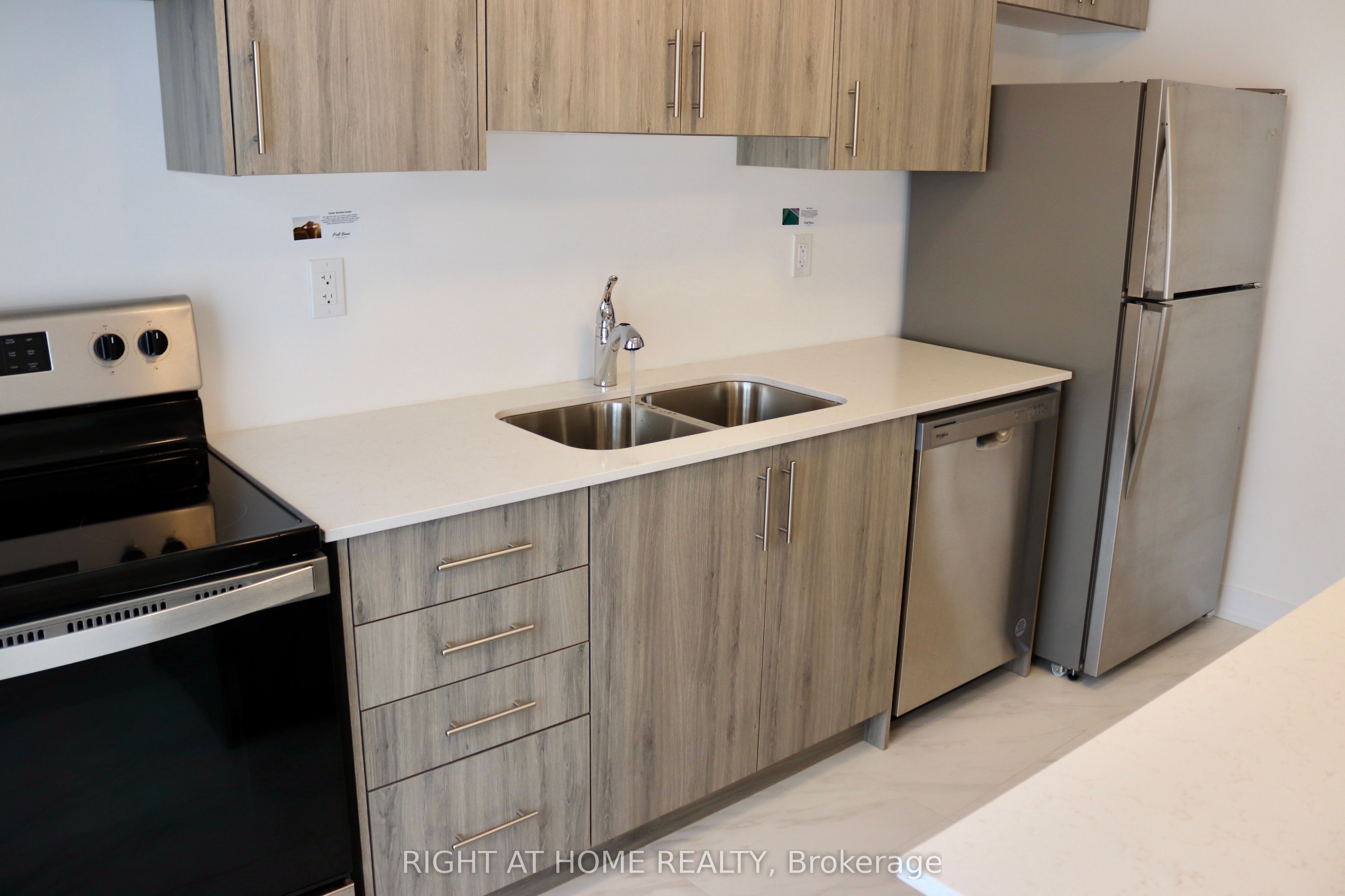 7 Wagon Lane Property Photo 10