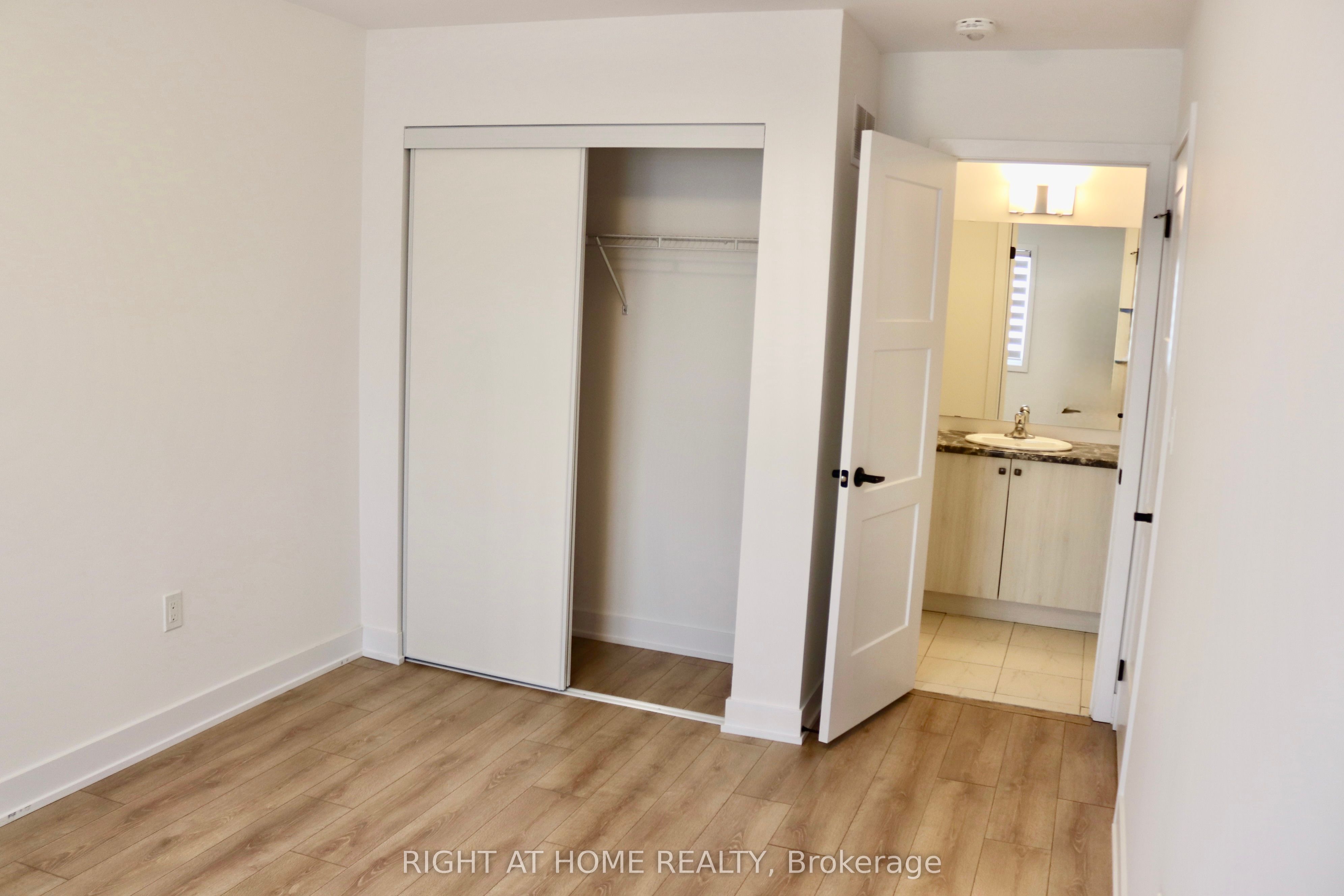 7 Wagon Lane Property Photo 16