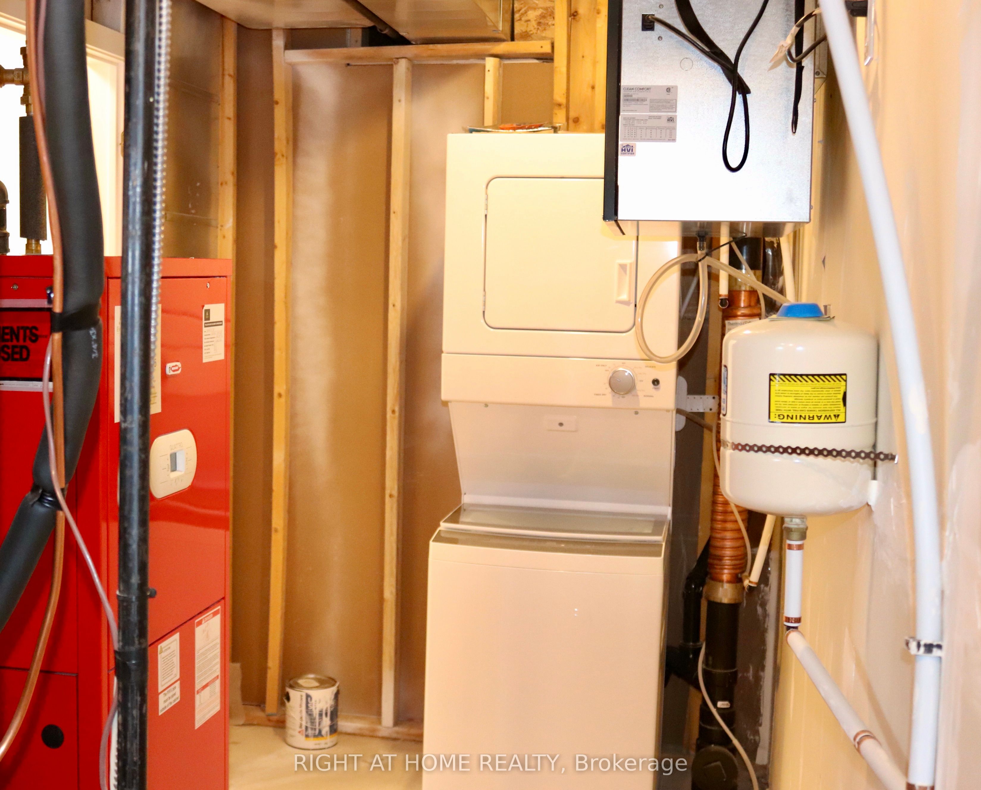 7 Wagon Lane Property Photo 21