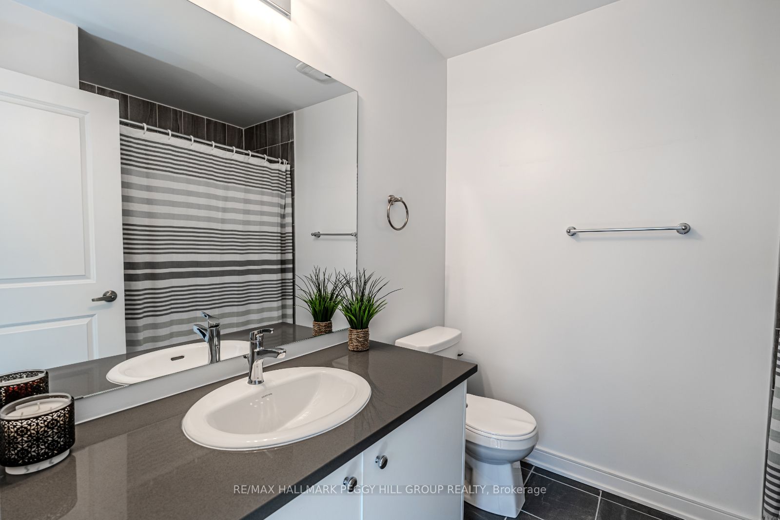 25 Red Maple Lane Property Photo 12
