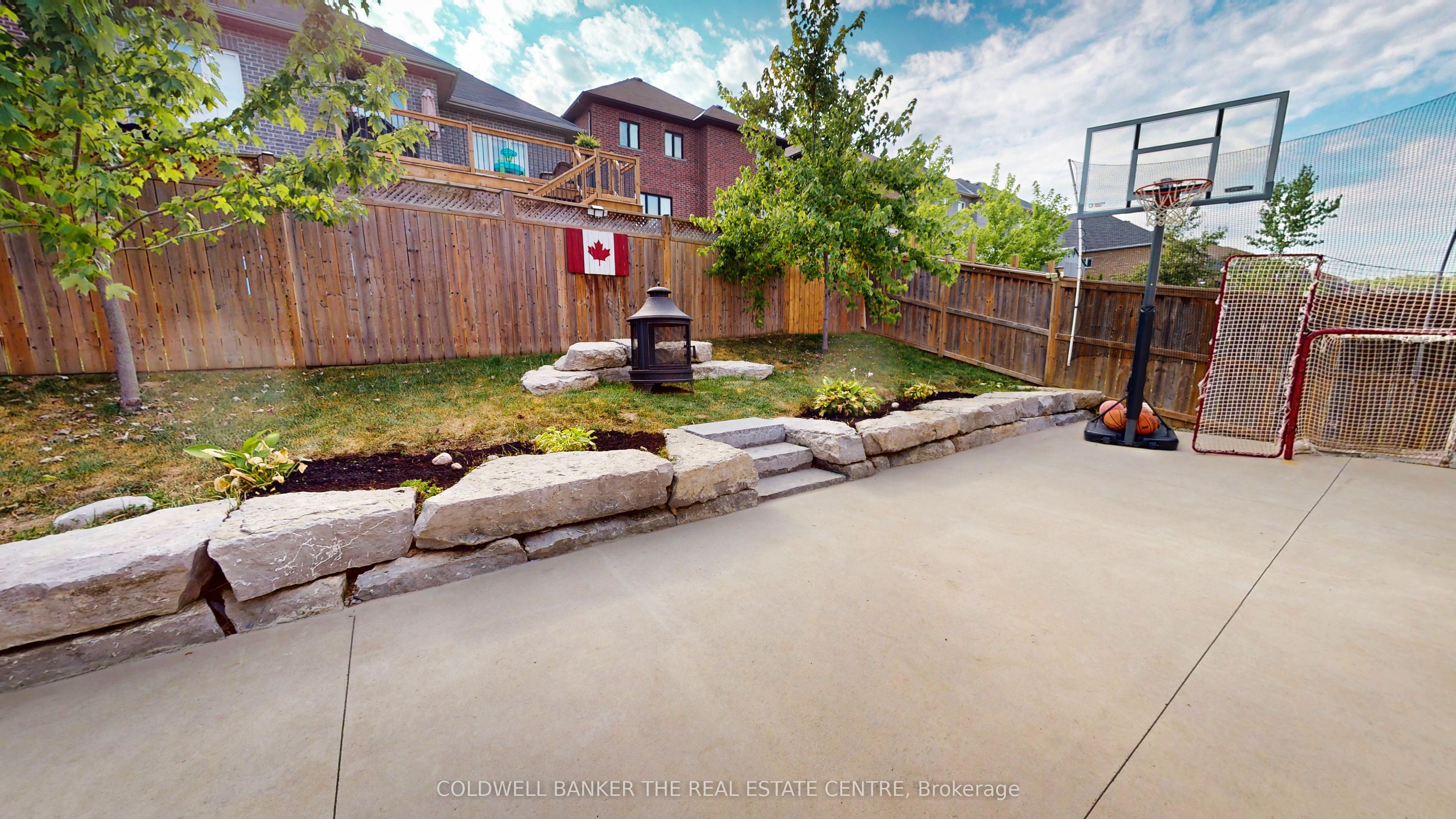 3086 Emperor Drive Property Photo 6